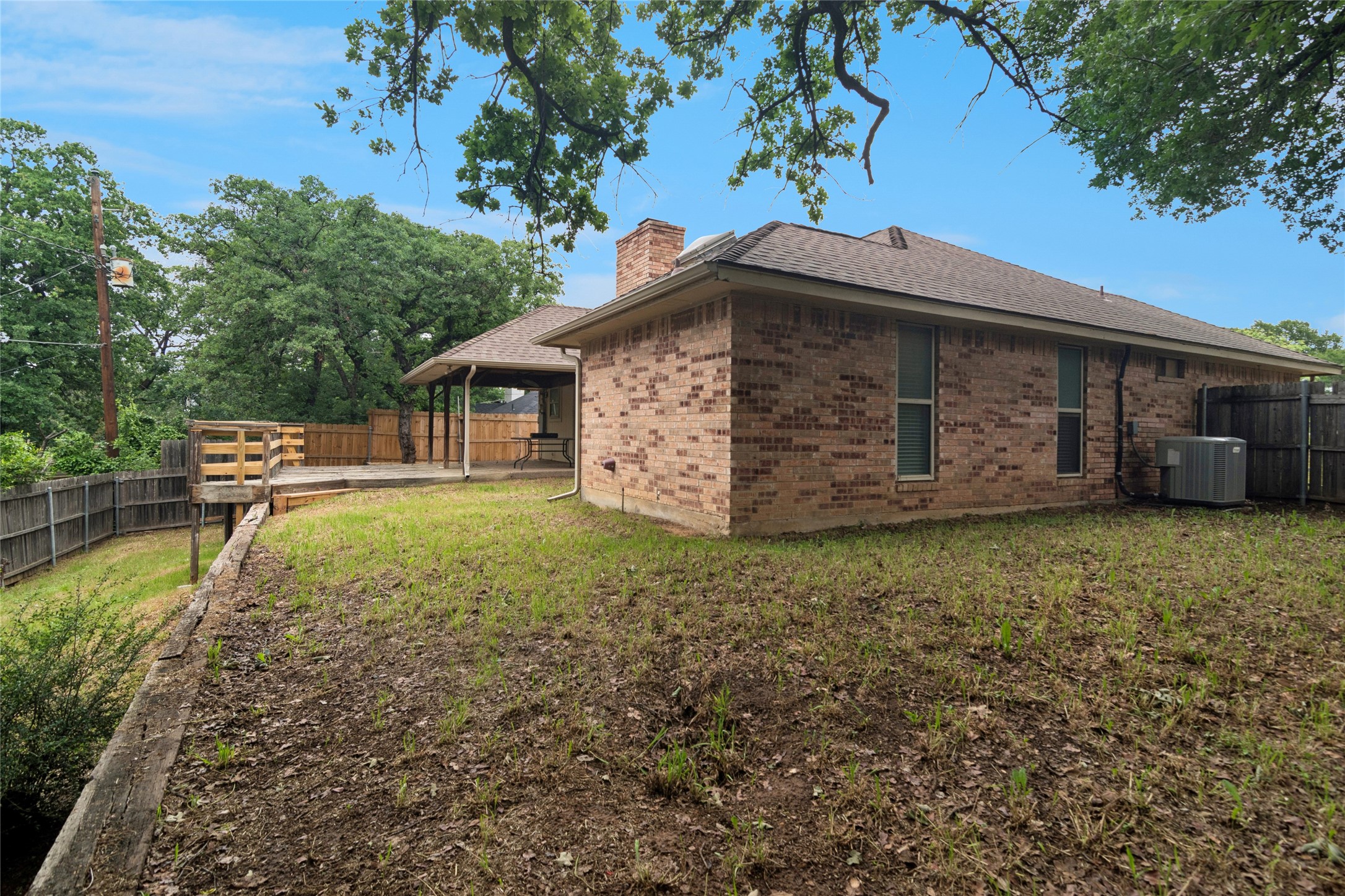 6004 Twinhill Drive Arlington TX 76016