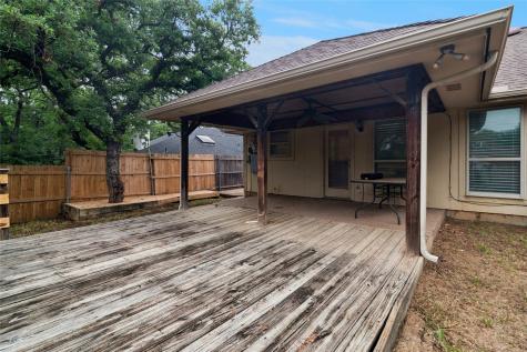 6004 Twinhill Drive Arlington TX 76016