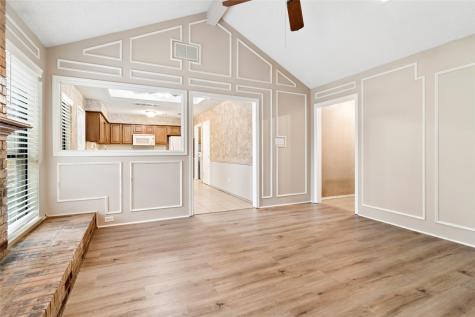 6004 Twinhill Drive Arlington TX 76016
