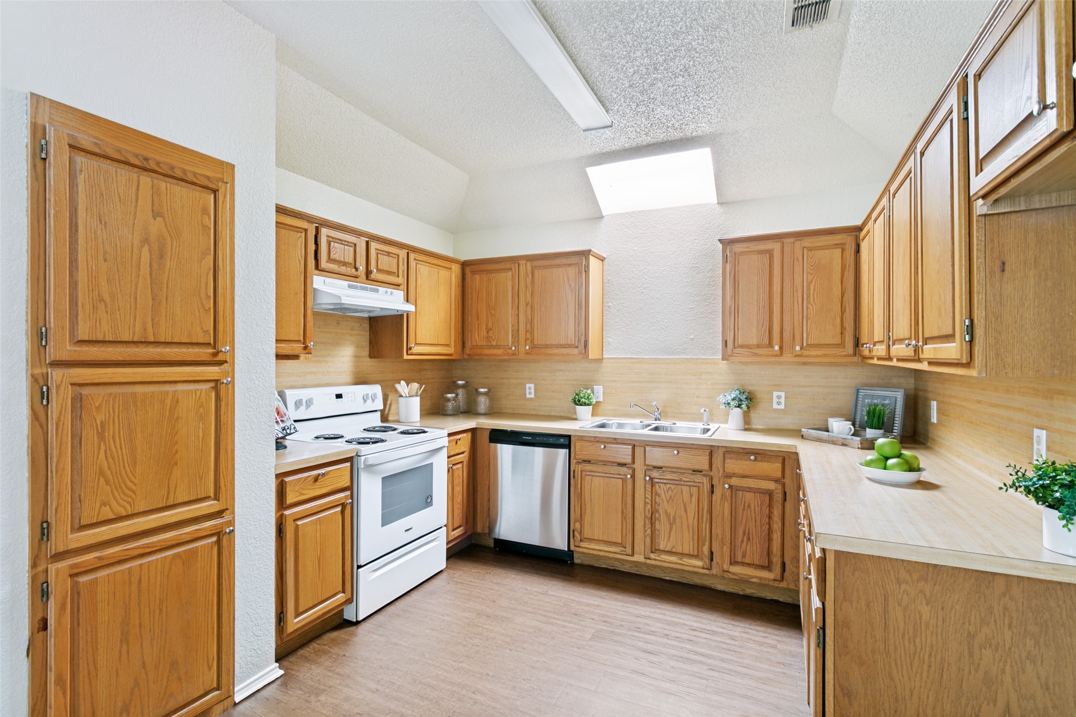 2095 Bronco Lane Keller TX 76248