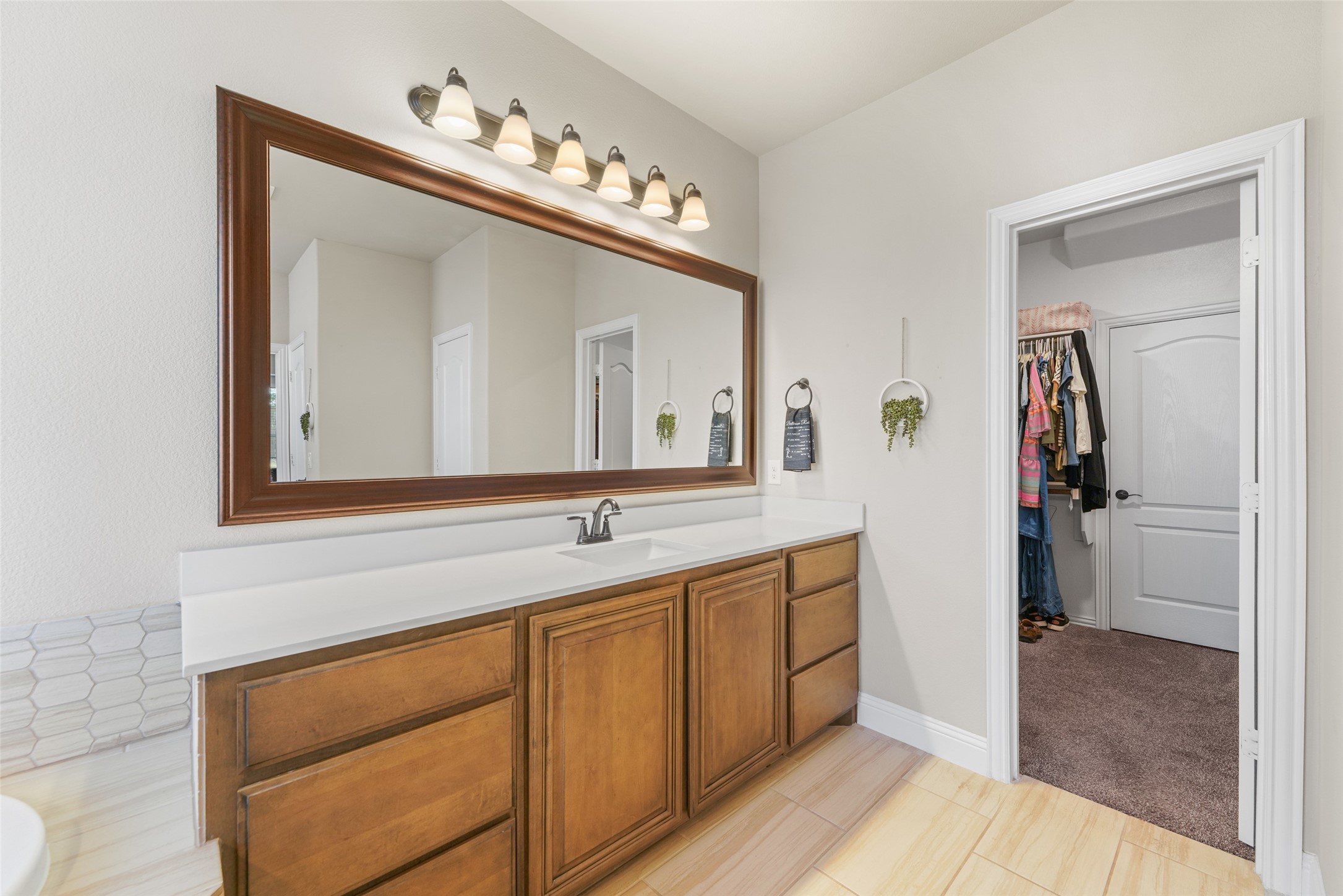 1114 Wrenwood Drive Justin TX 76247