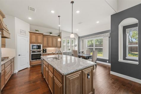 1114 Wrenwood Drive Justin TX 76247