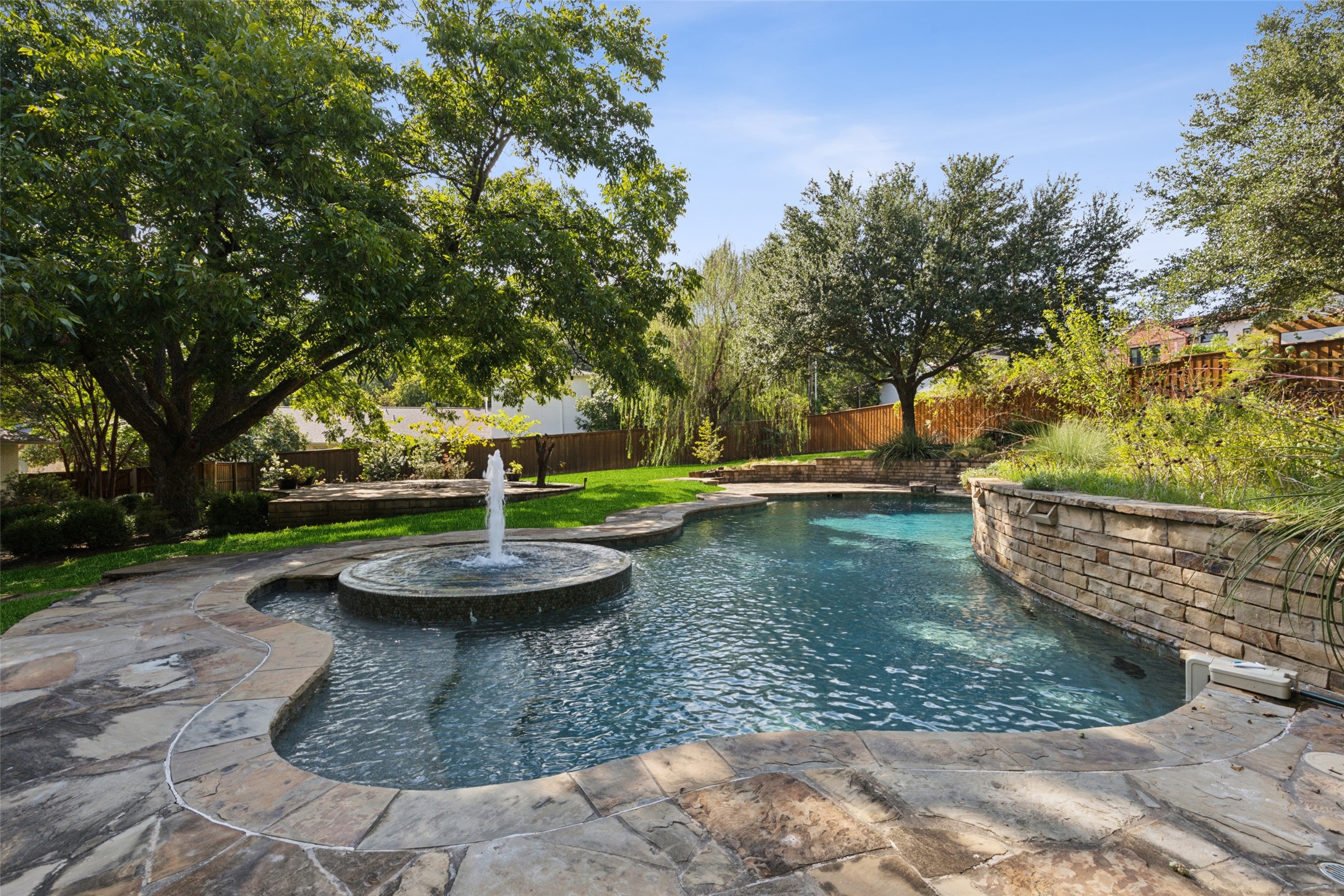 6945 Tokalon Drive Dallas TX 75214