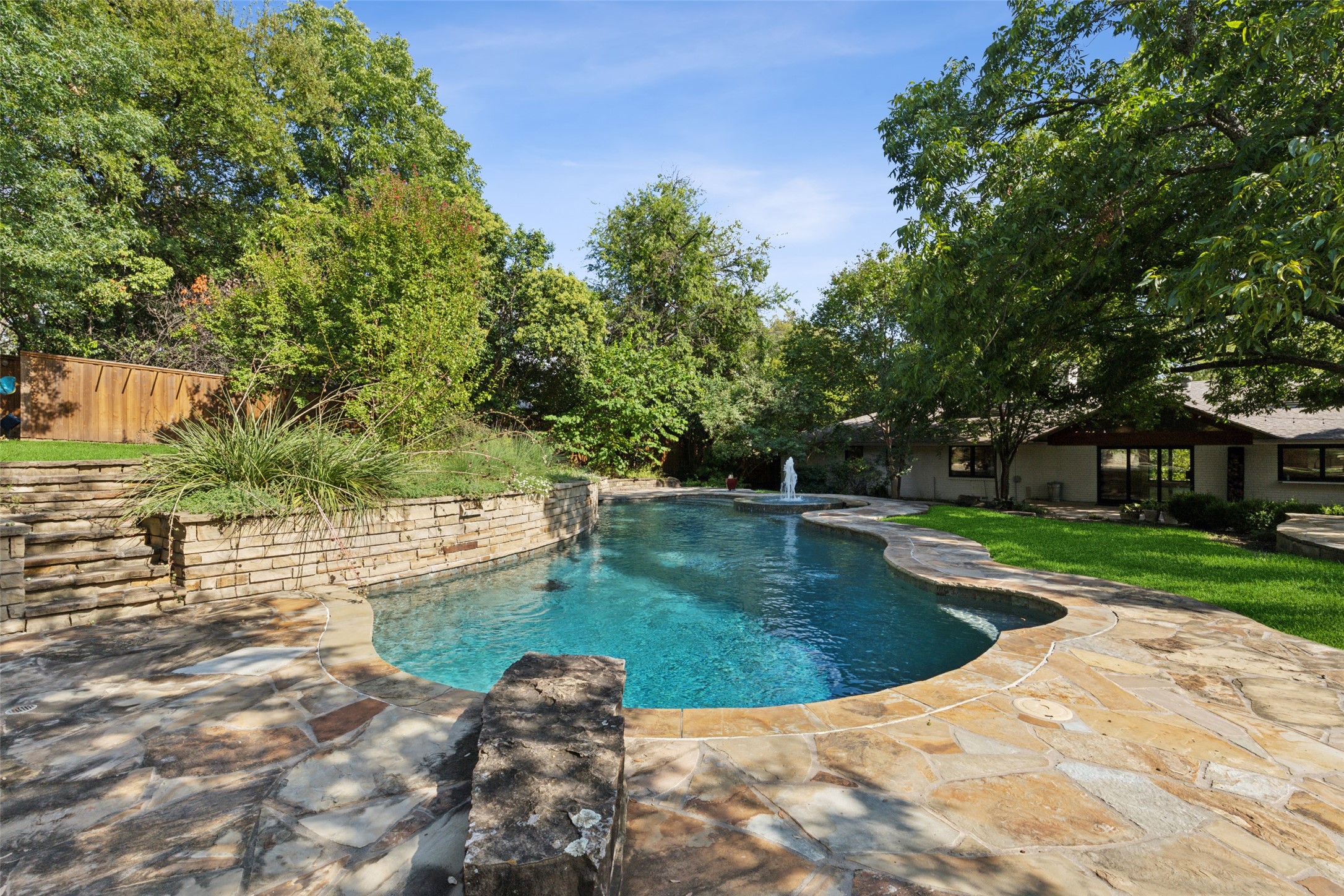 6945 Tokalon Drive Dallas TX 75214