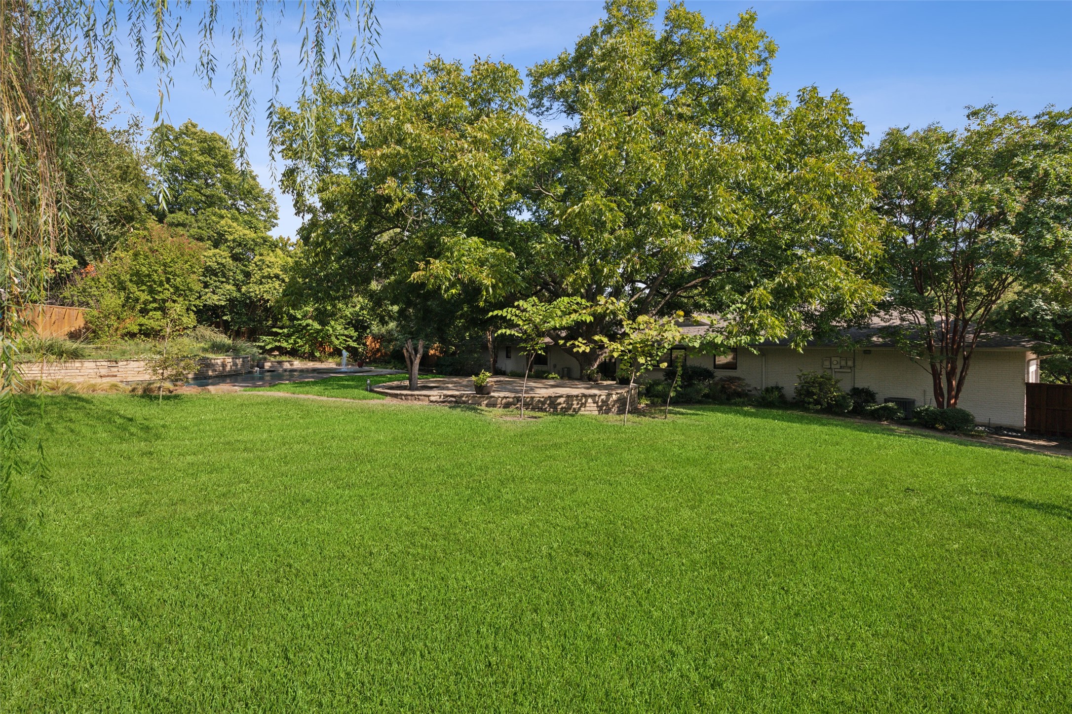 6945 Tokalon Drive Dallas TX 75214