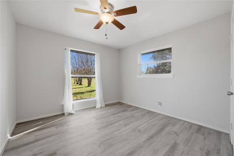 845 Griffith Avenue Terrell TX 75160