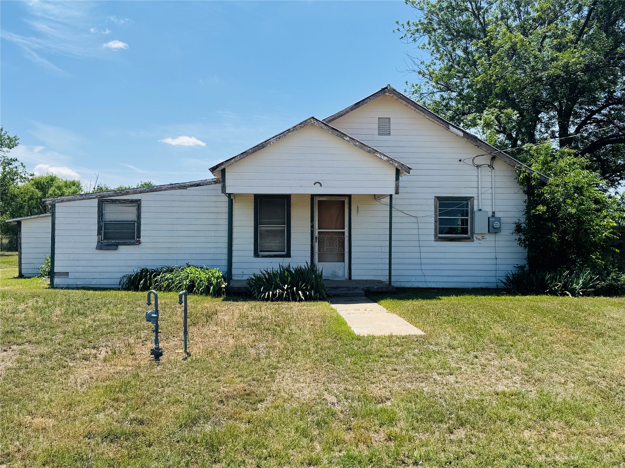 300 S 3rd Street E Haskell TX 79521