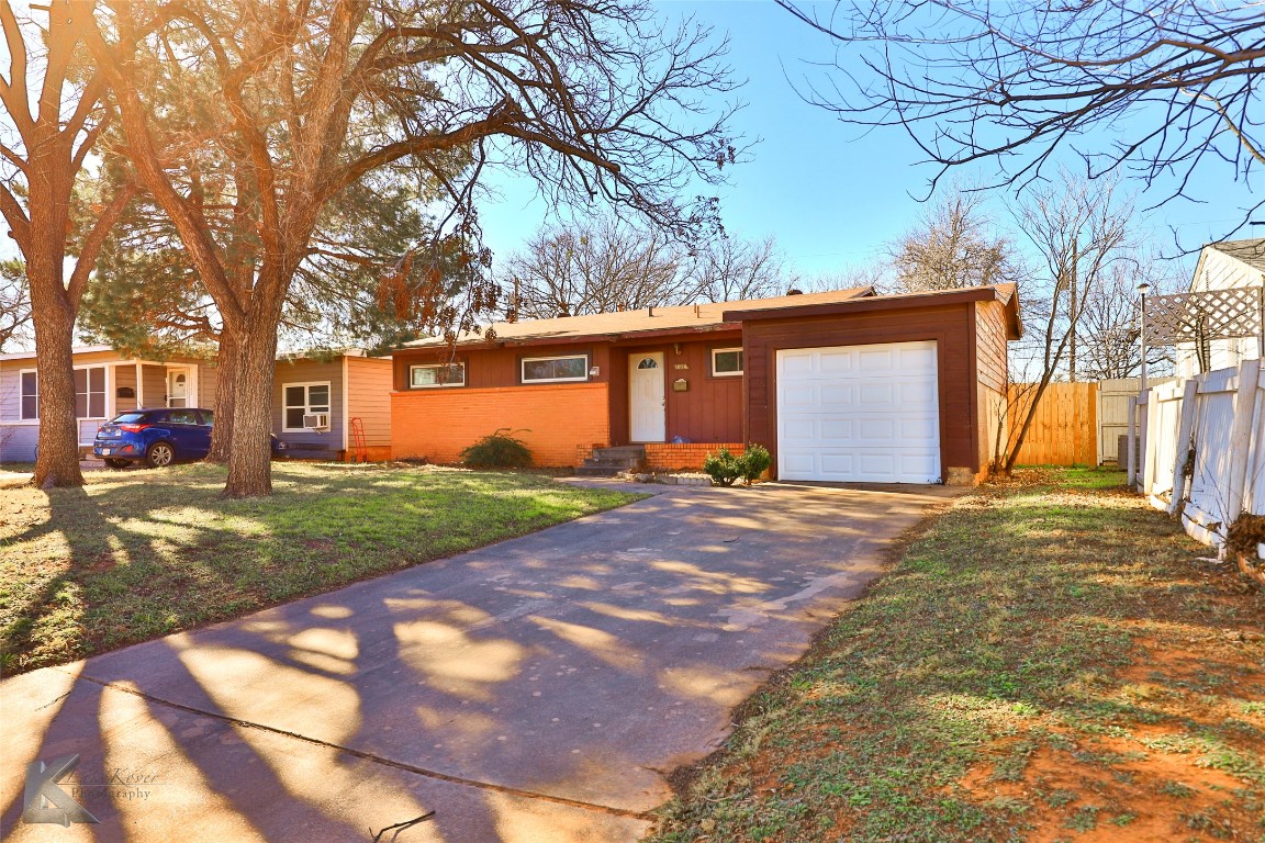 1034 S La Salle Drive Abilene TX 79605