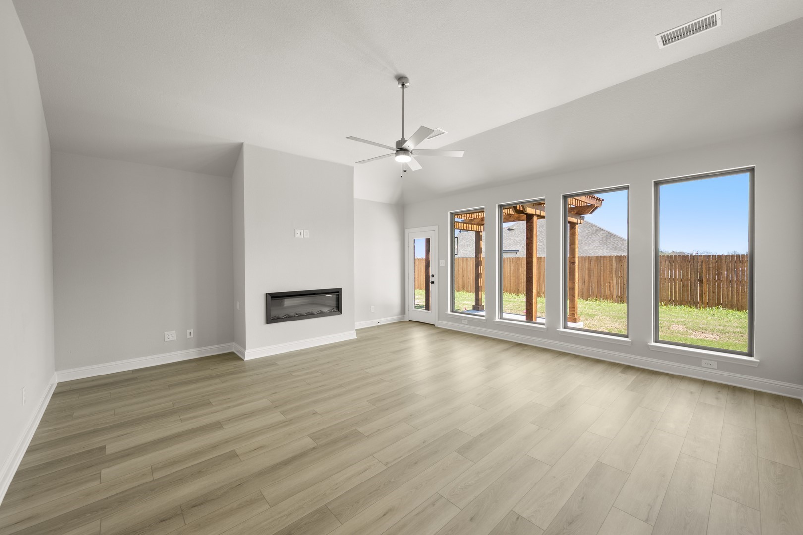 1808 Peace Lily Lane Waxahachie TX 75165