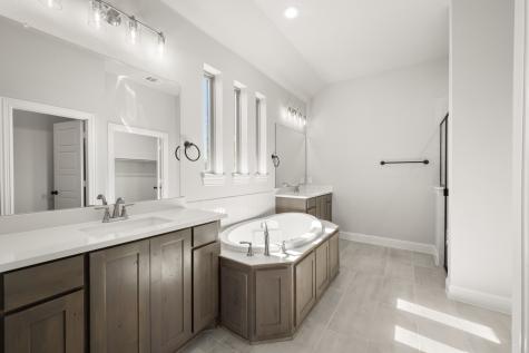 1808 Peace Lily Lane Waxahachie TX 75165