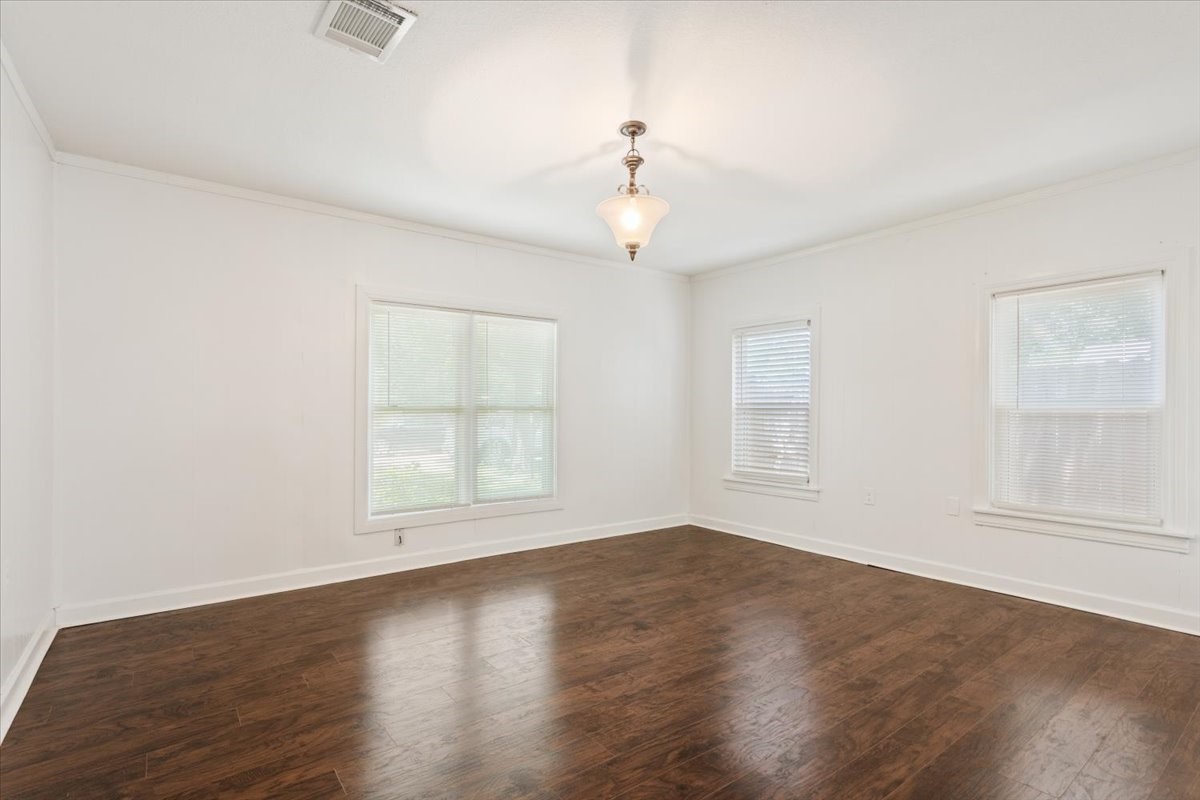102 E Southland Avenue Marlin TX 76661
