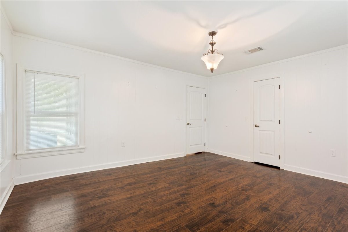 102 E Southland Avenue Marlin TX 76661
