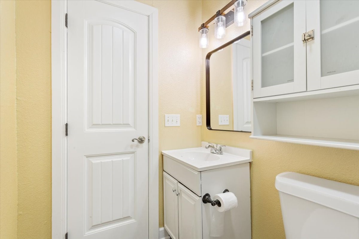 102 E Southland Avenue Marlin TX 76661