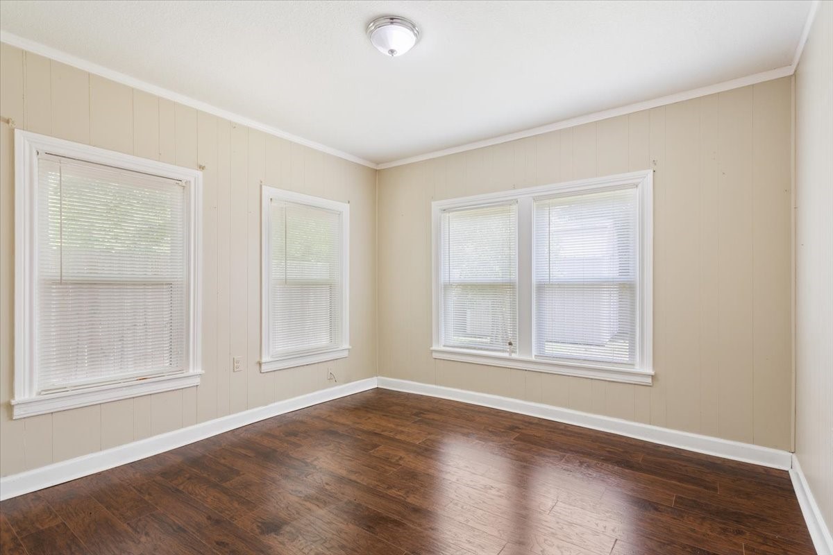 102 E Southland Avenue Marlin TX 76661