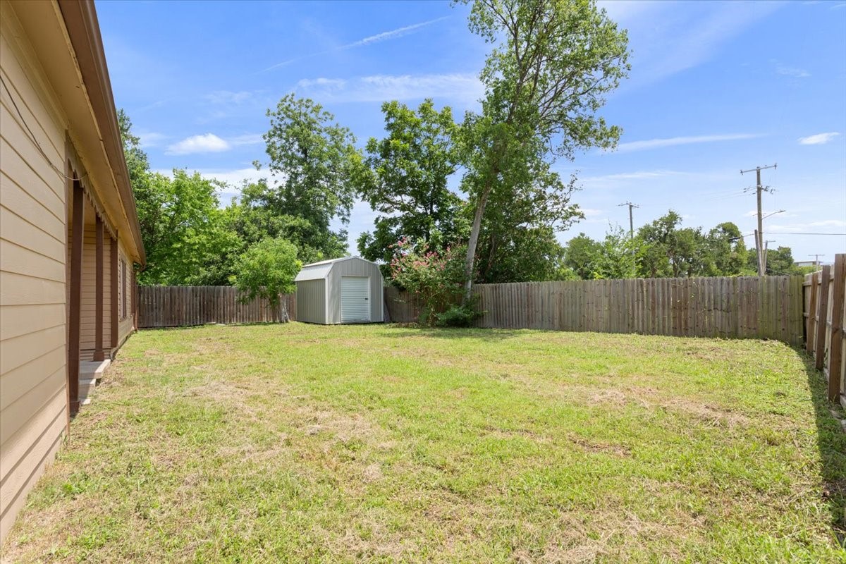 102 E Southland Avenue Marlin TX 76661