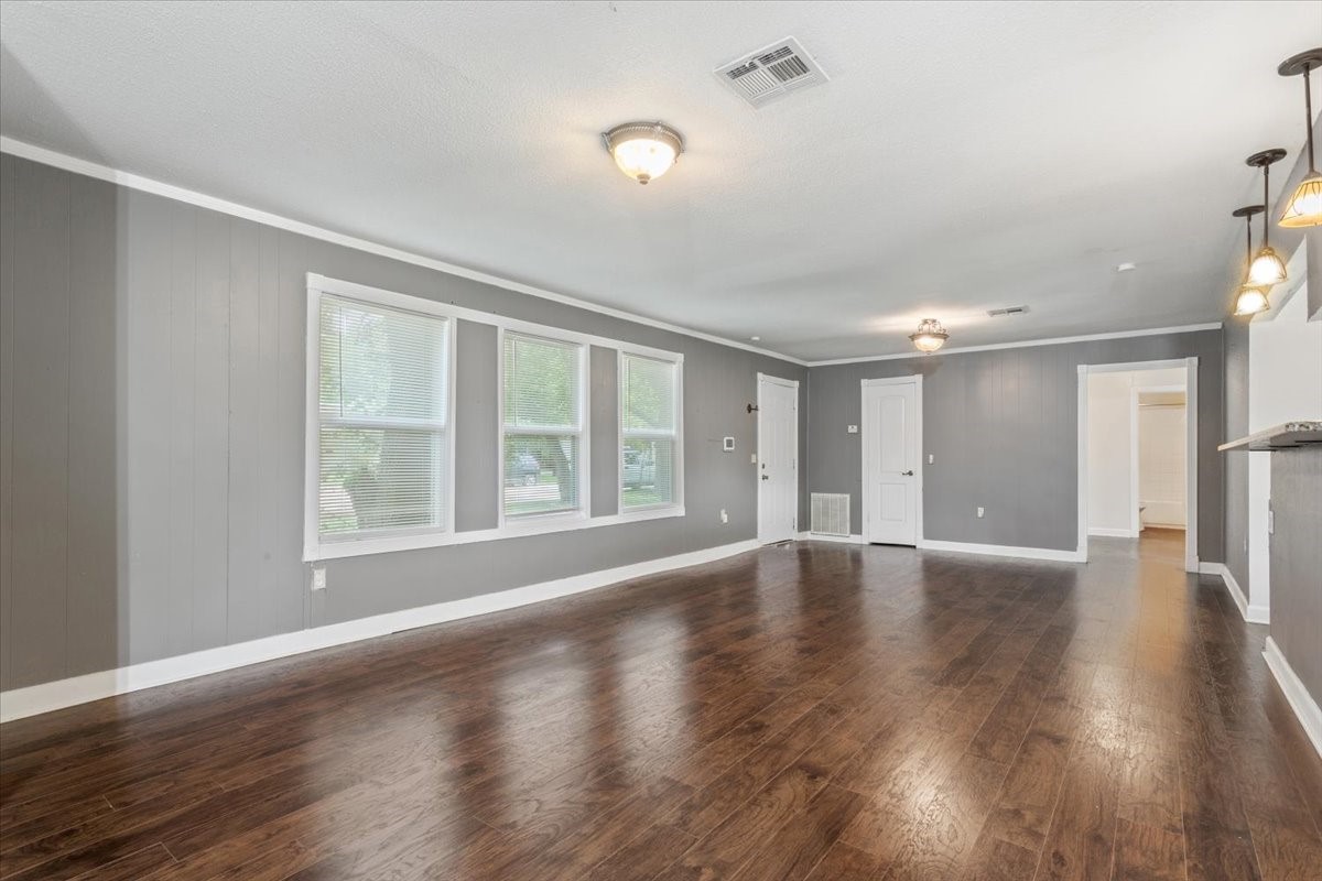 102 E Southland Avenue Marlin TX 76661