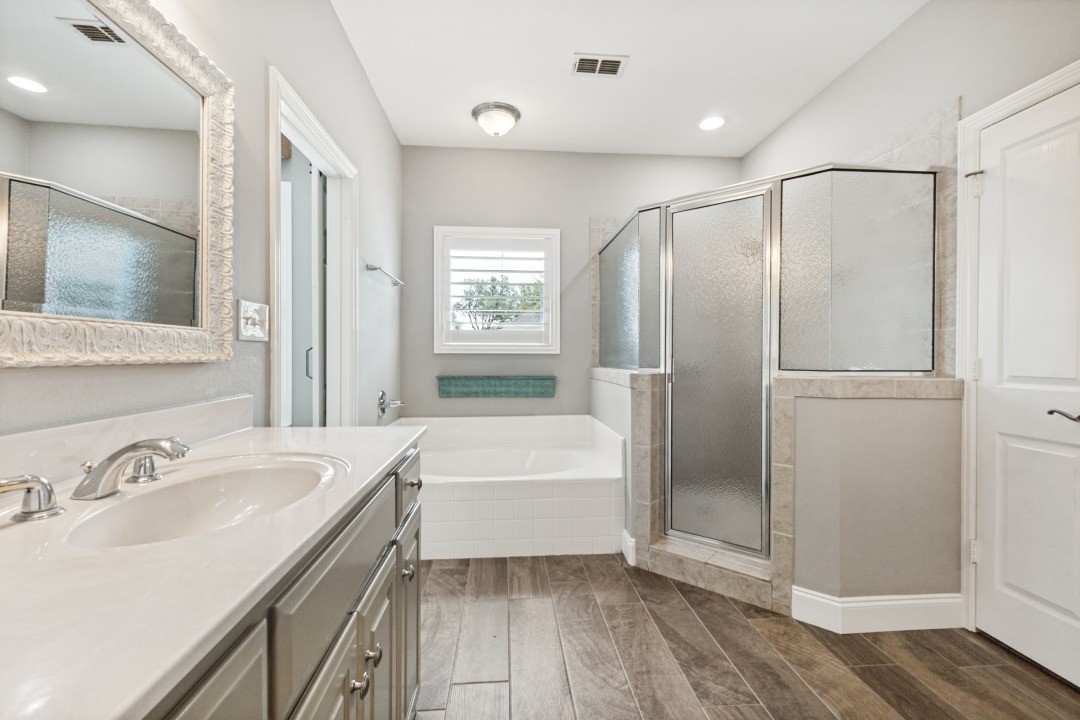 225 Pear Tree Lane Collinsville TX 76233