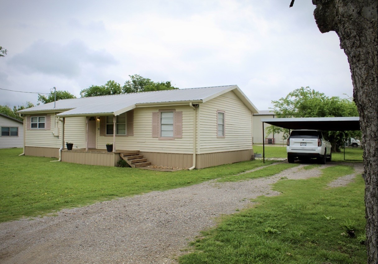 100 Hickory Street Lone Oak TX 75453