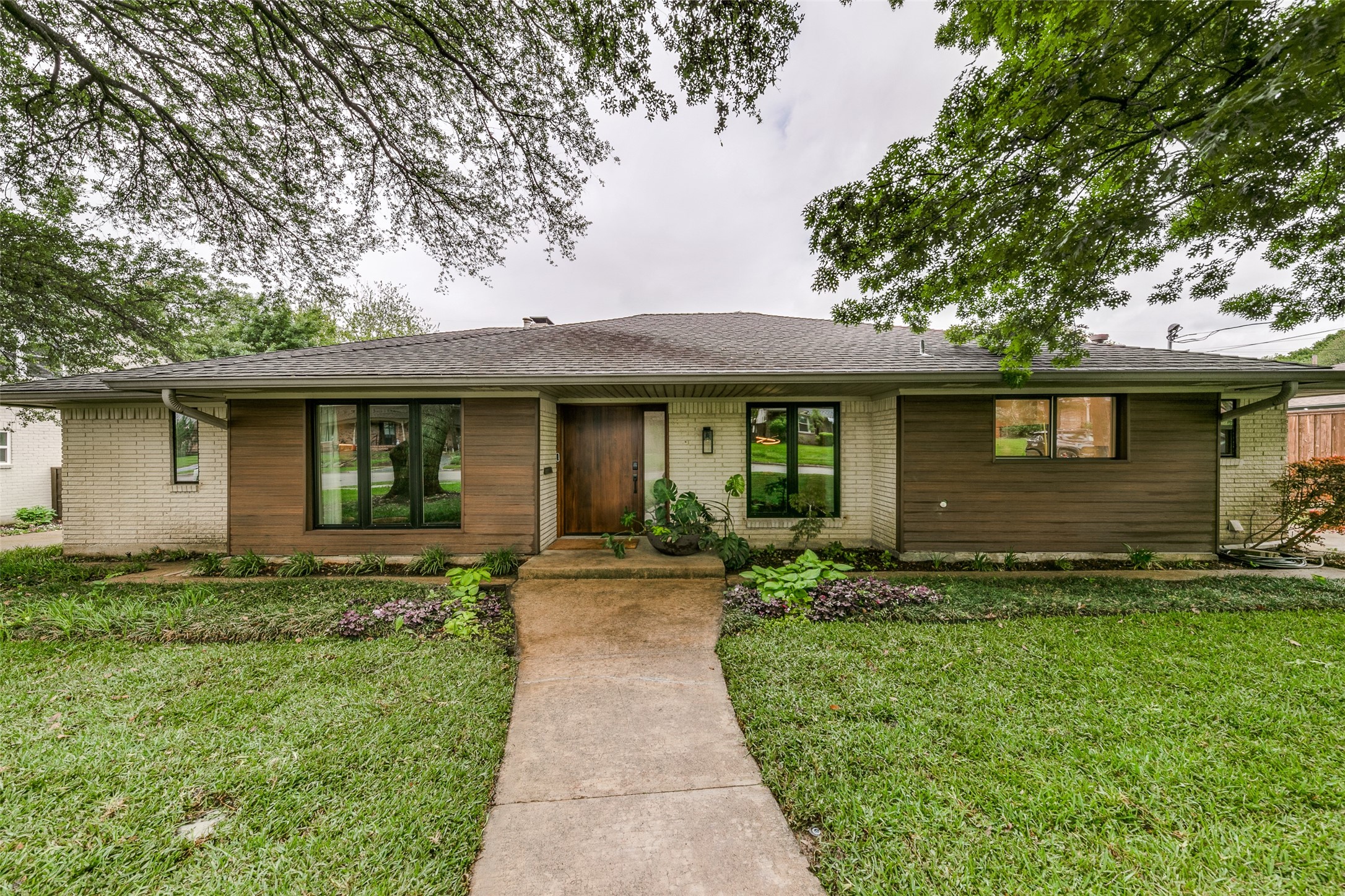 9357 Creel Creek Drive Dallas TX 75228