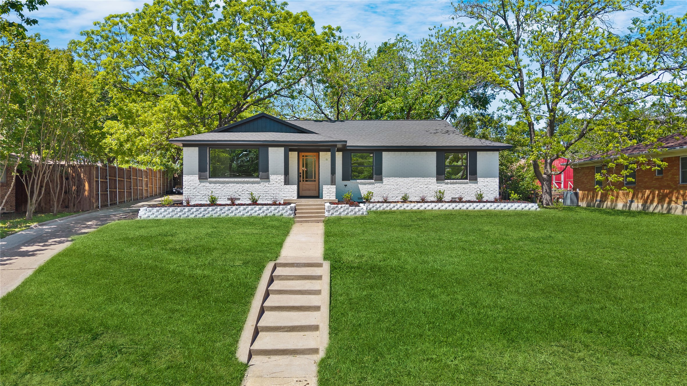 2421 Wildoak Drive Dallas TX 75228
