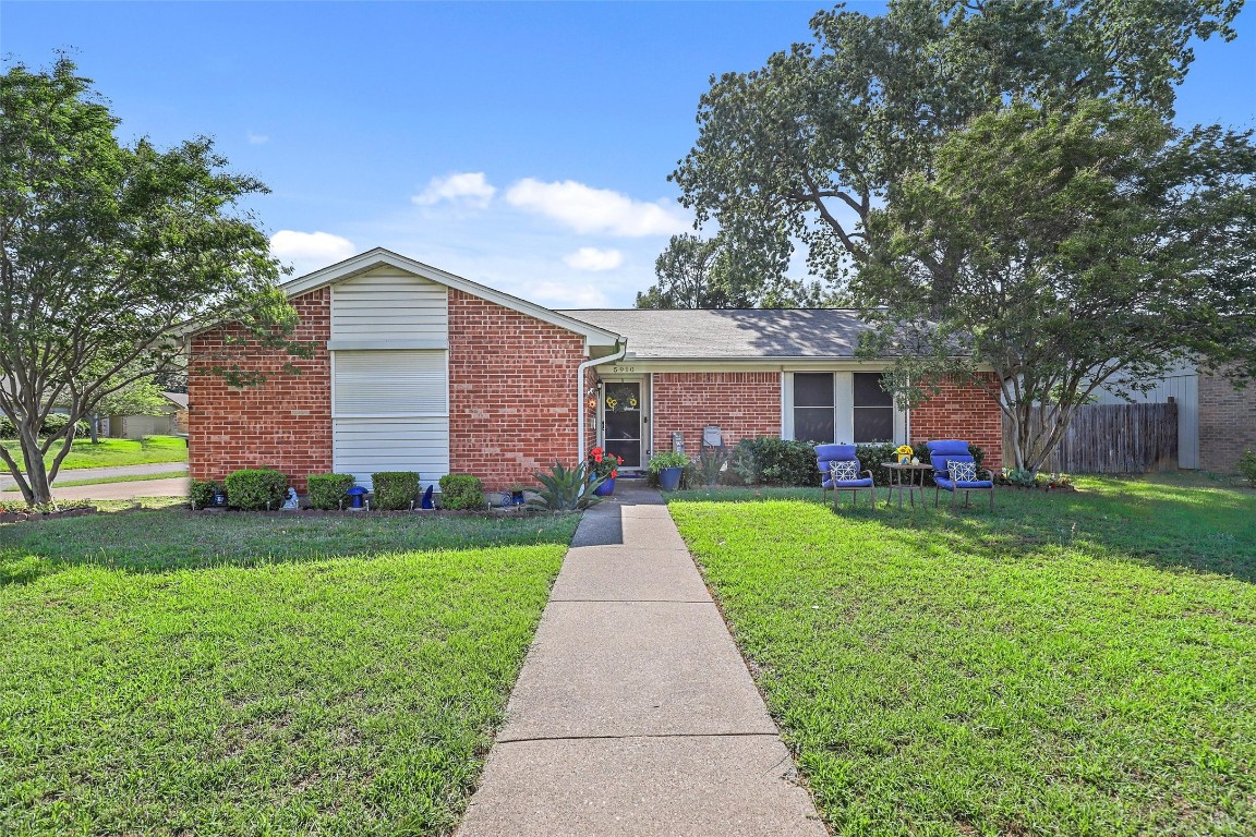 5910 Crepe Myrtle Drive Arlington TX 76017