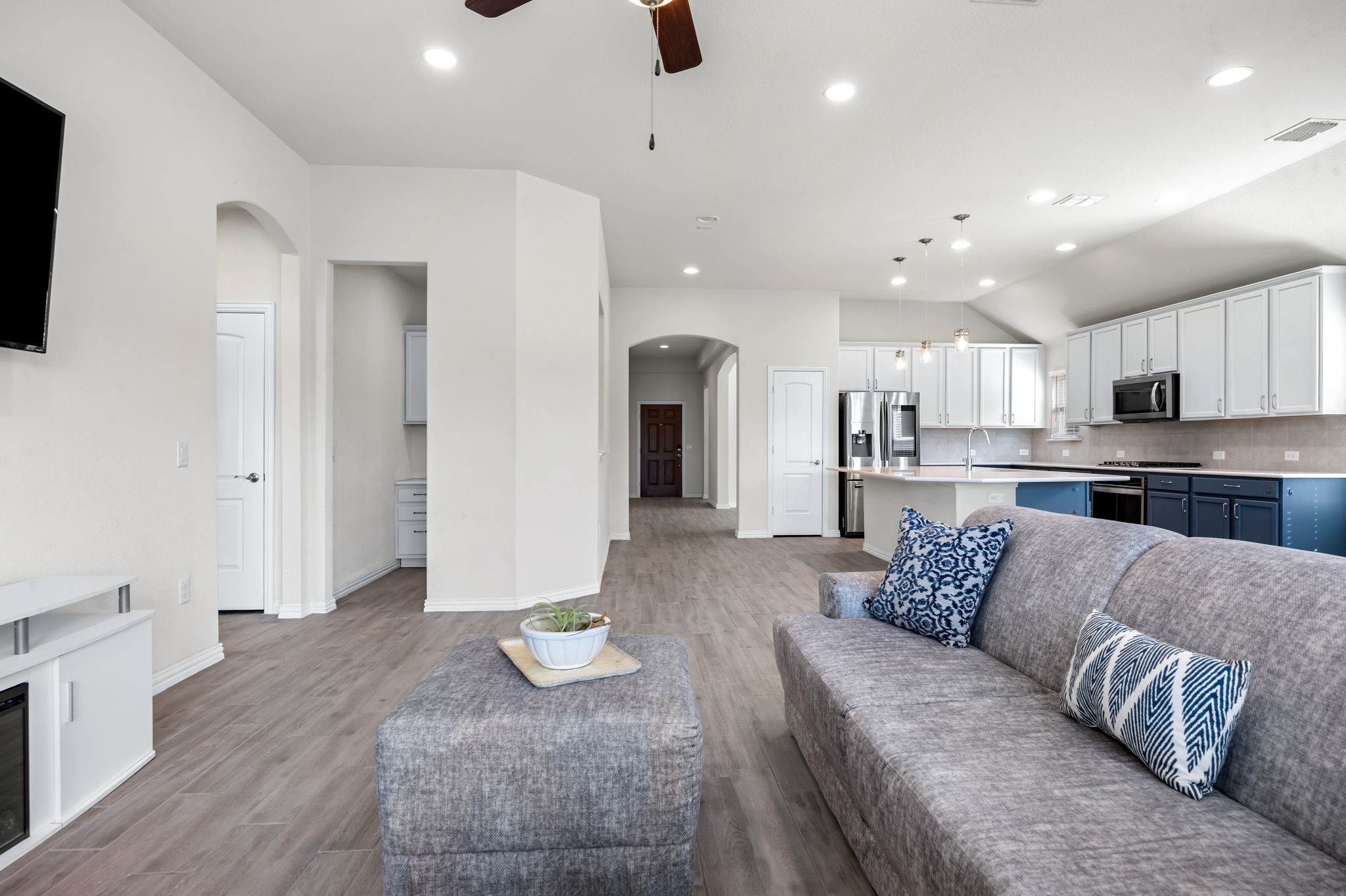 1612 Millican Lane Aubrey TX 76227