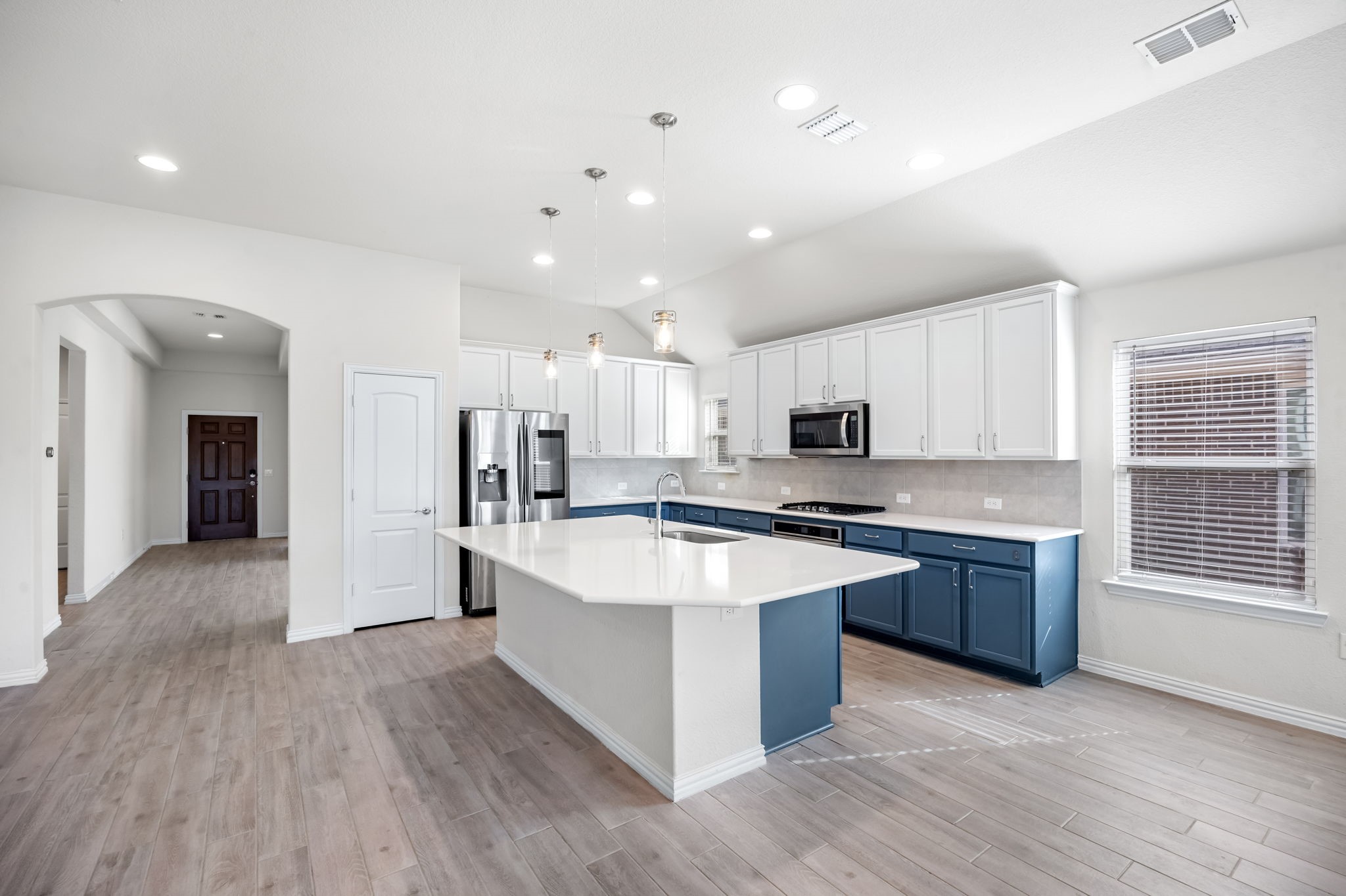 1612 Millican Lane Aubrey TX 76227