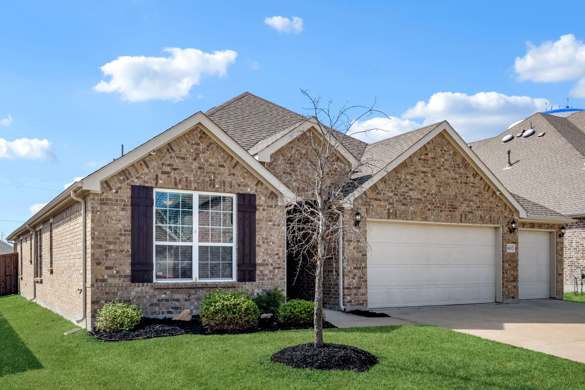 1612 Millican Lane Aubrey TX 76227