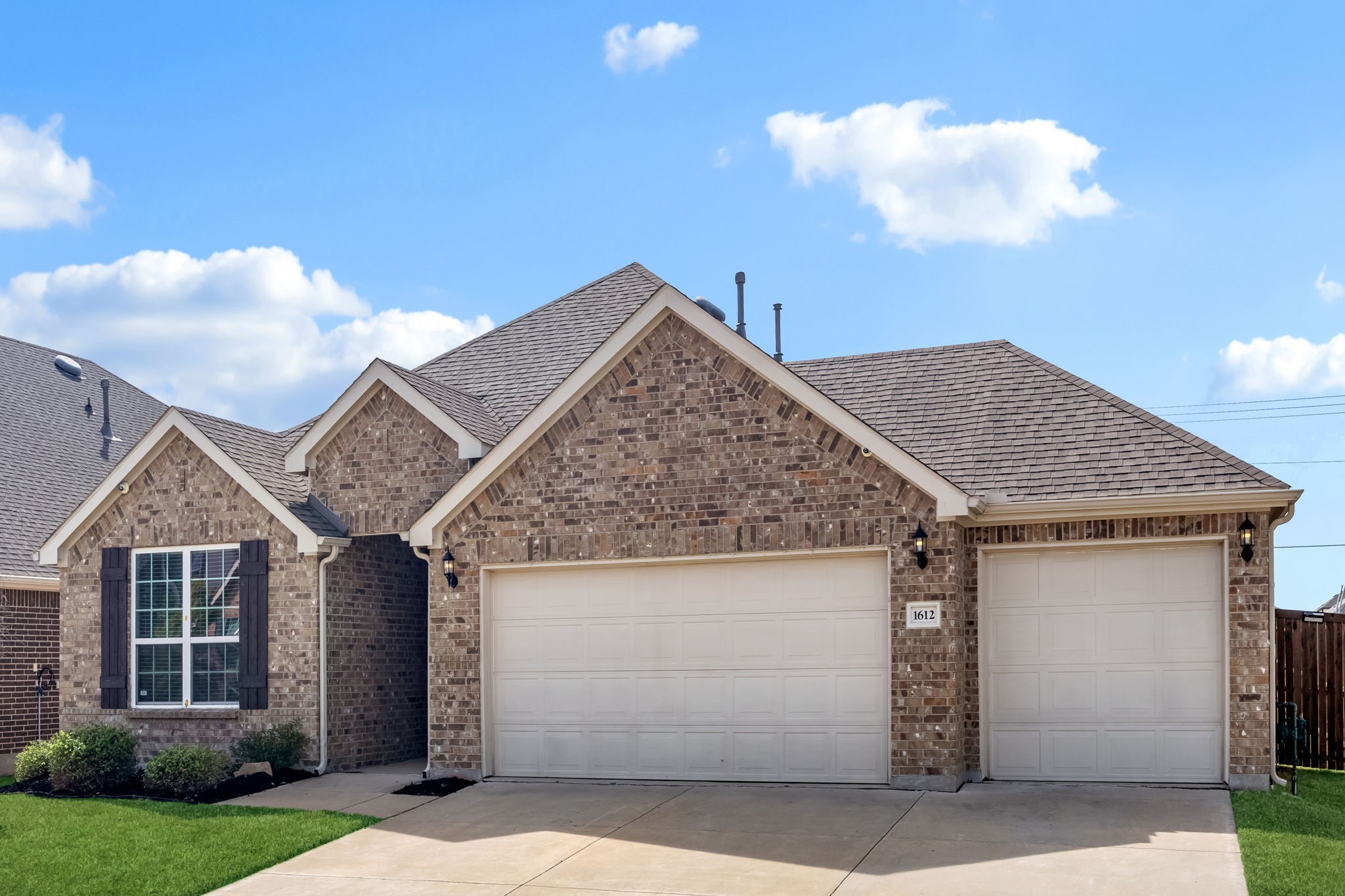 1612 Millican Lane Aubrey TX 76227