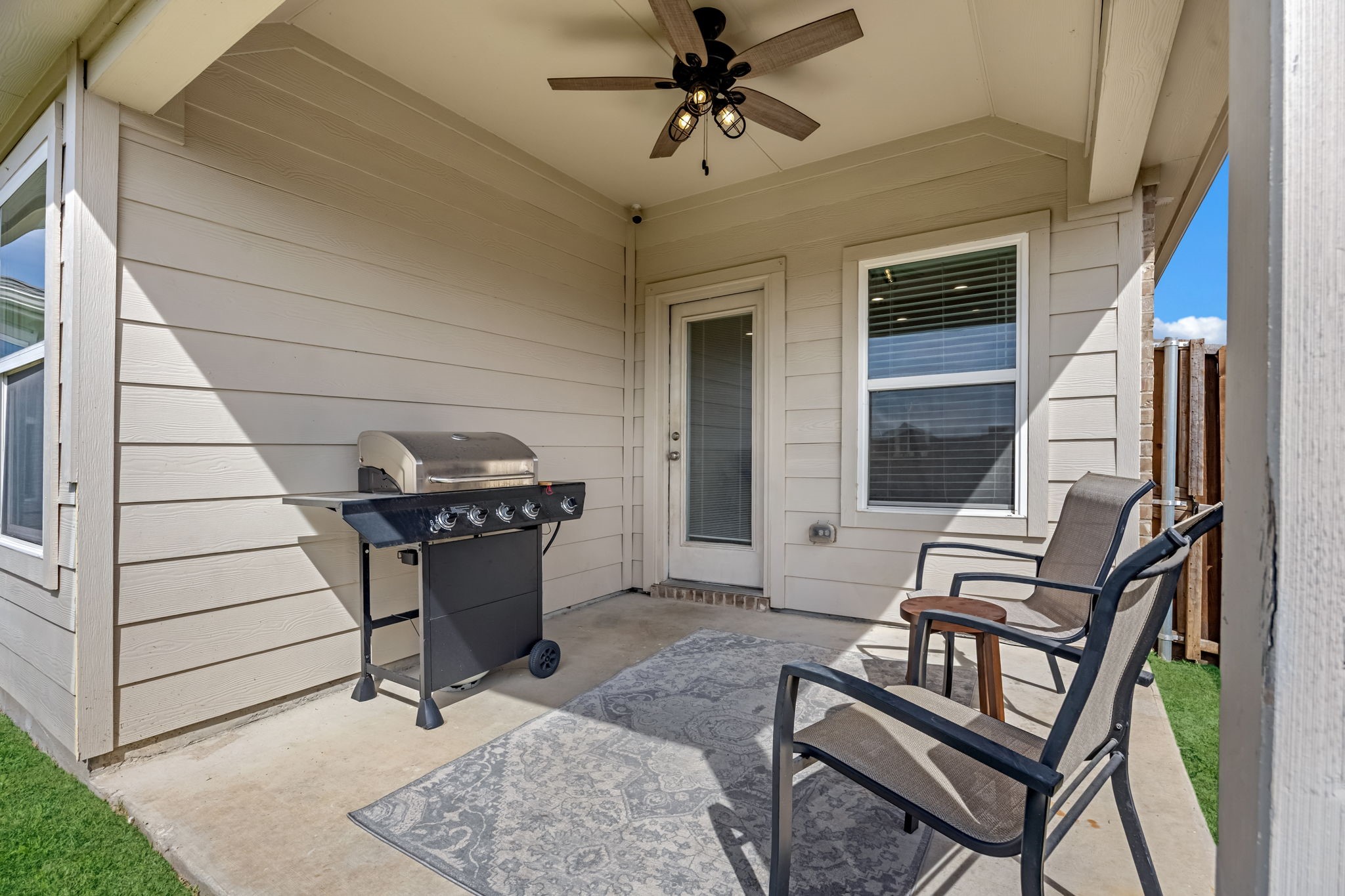 1612 Millican Lane Aubrey TX 76227