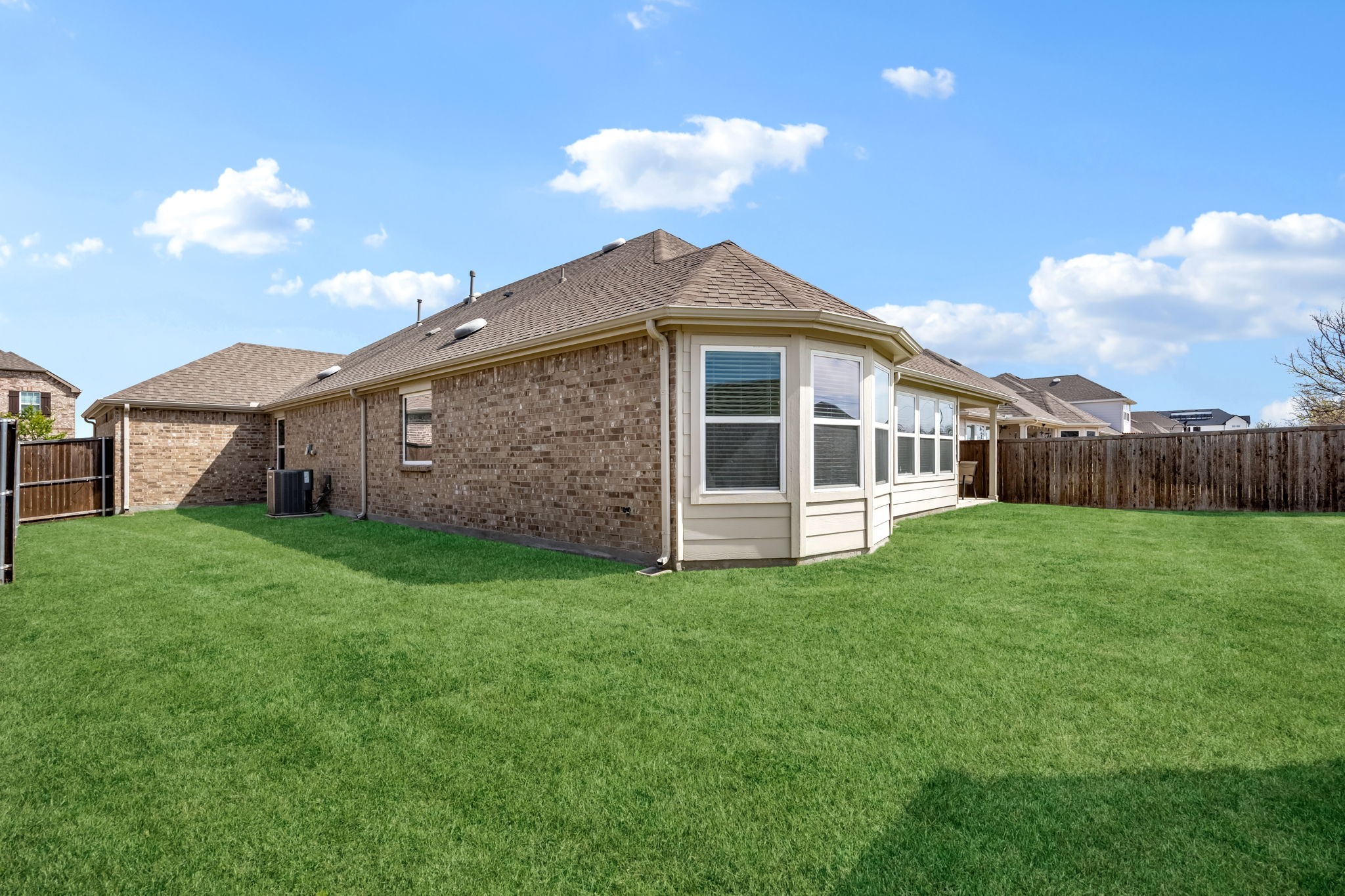 1612 Millican Lane Aubrey TX 76227