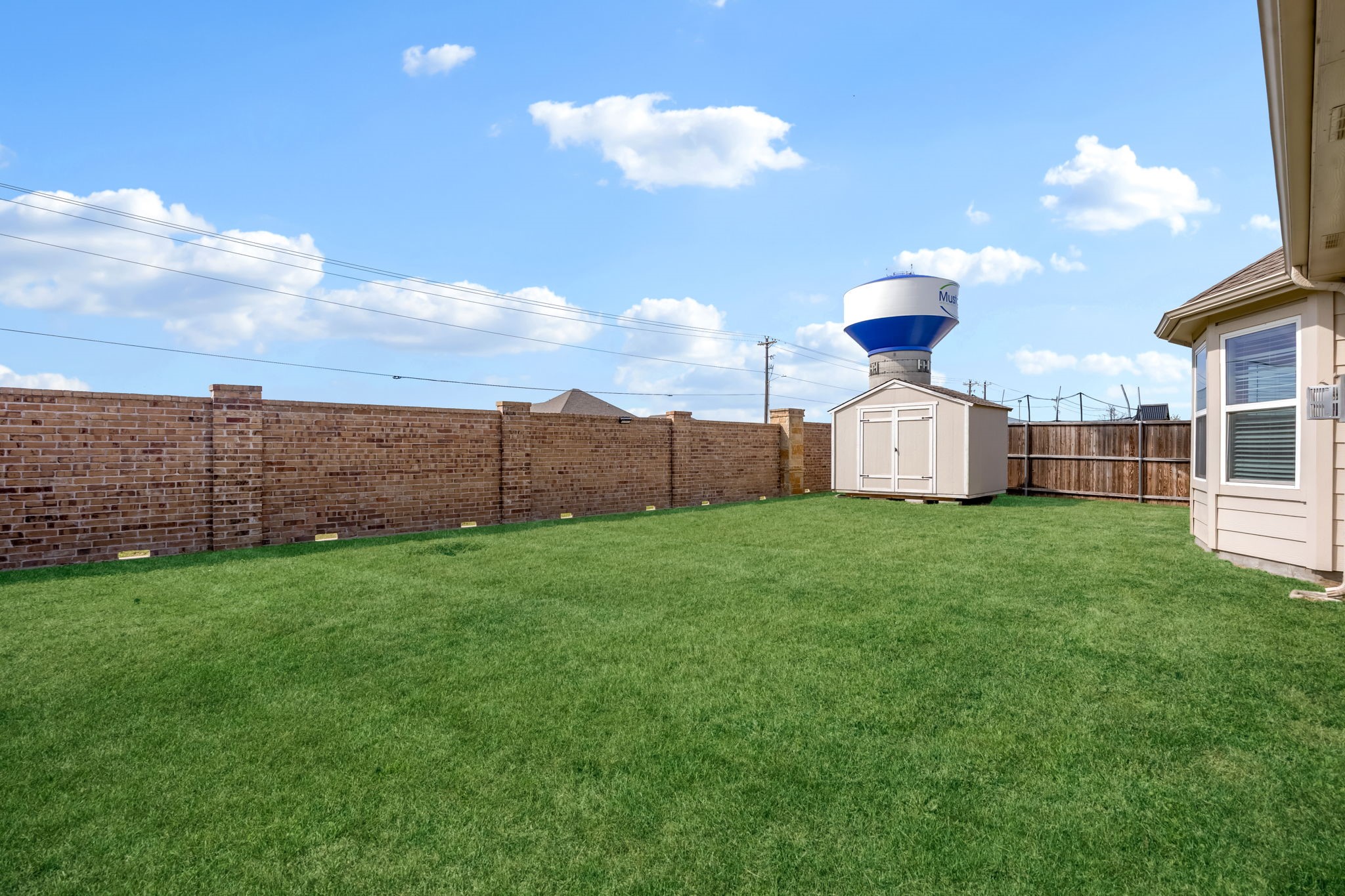 1612 Millican Lane Aubrey TX 76227