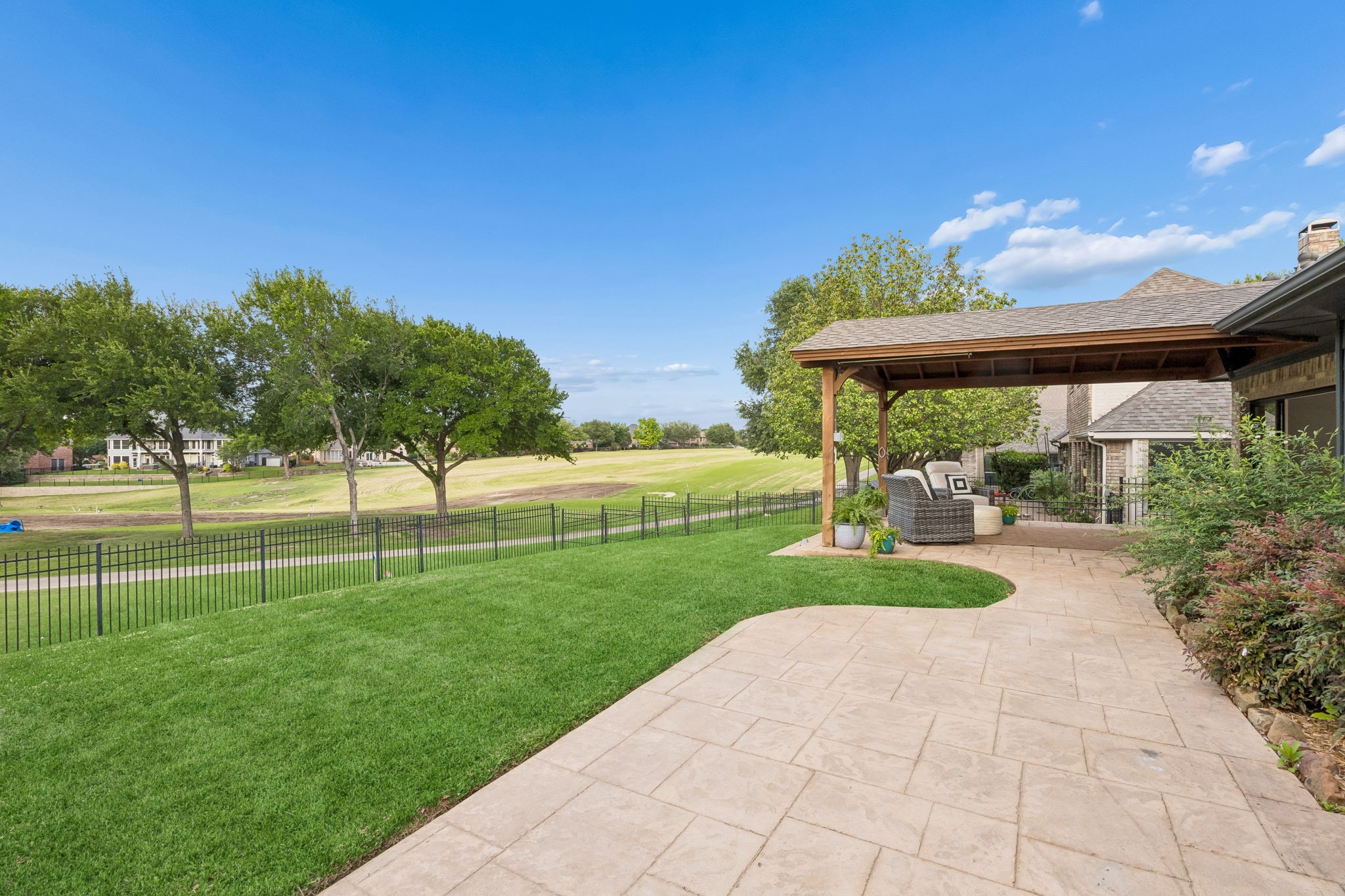 5210 N Briar Ridge Circle Mckinney TX 75072