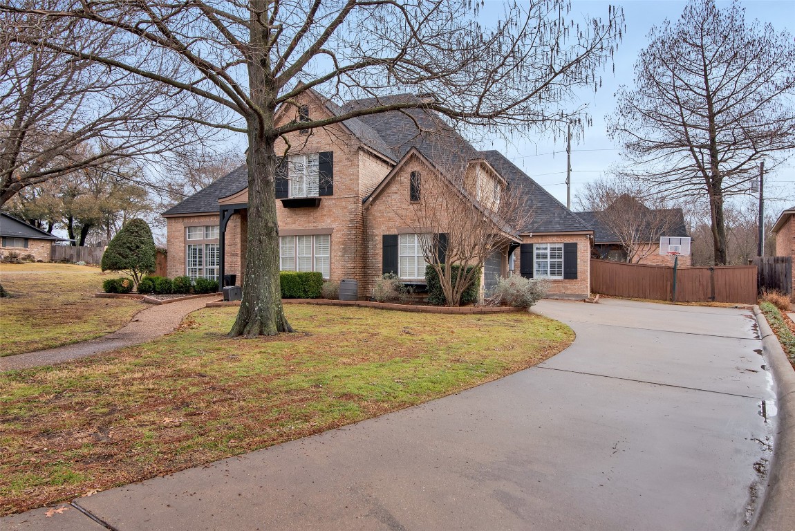 2419 Meadows Lane Sherman TX 75092