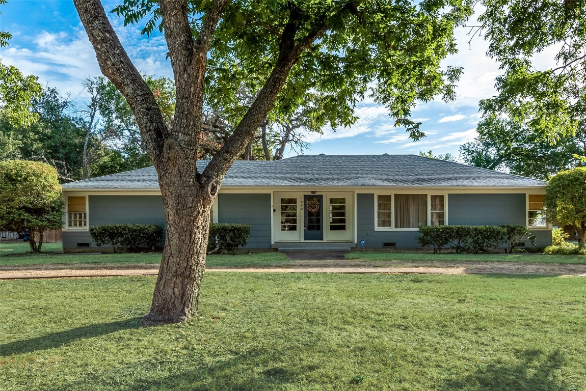 1600 S Houston Street Kaufman TX 75142