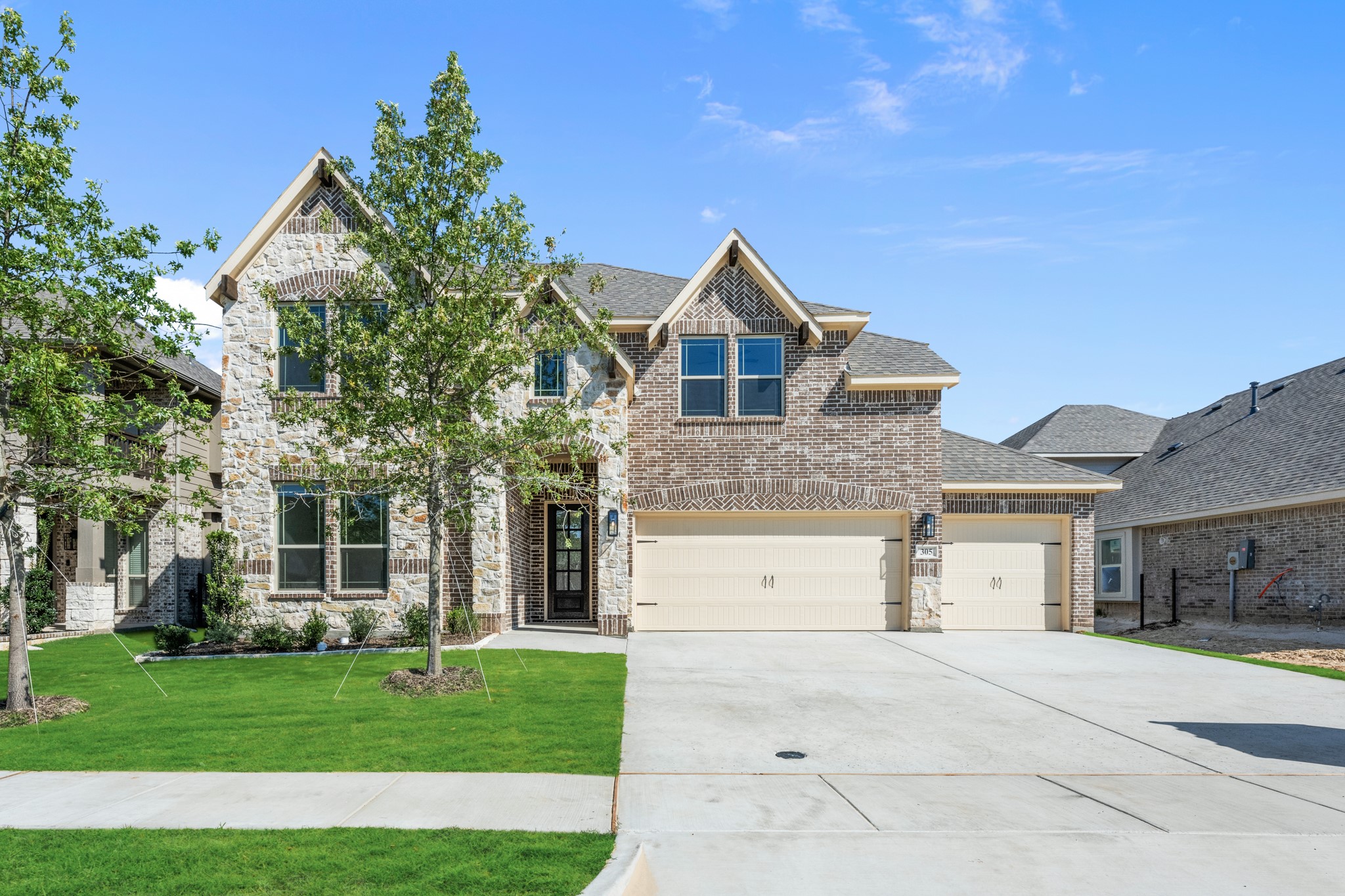 305 Bowrider Lane Granbury TX 76049