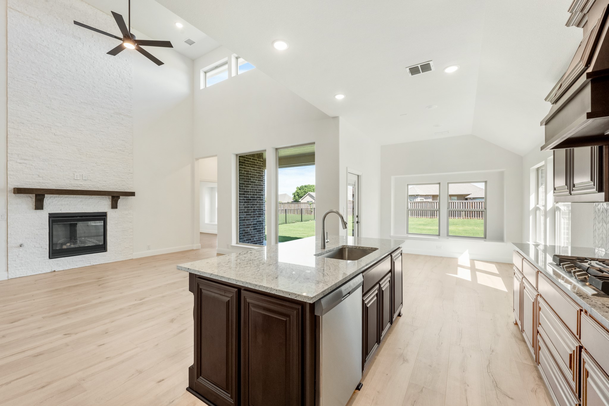 305 Bowrider Lane Granbury TX 76049