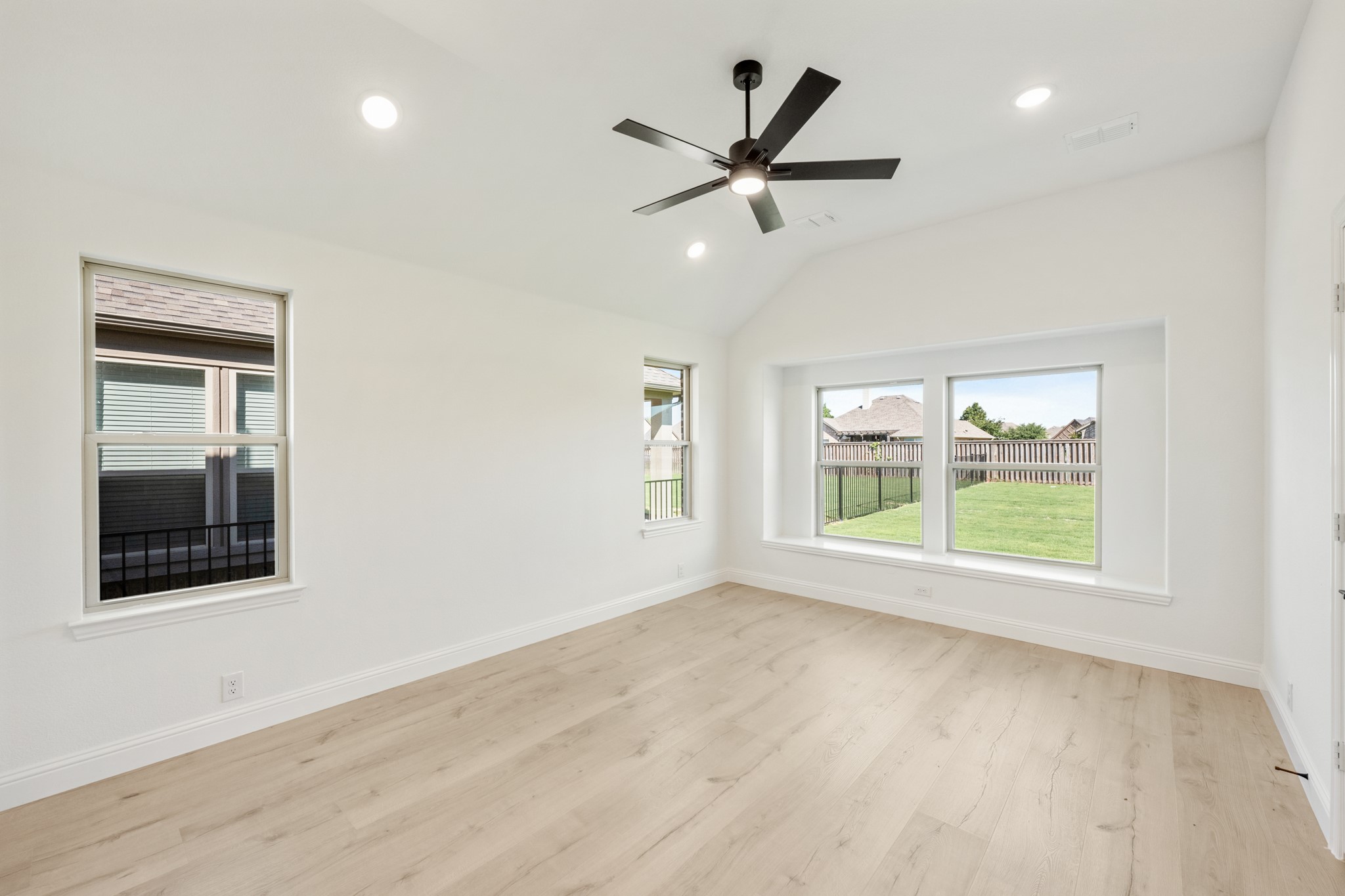 305 Bowrider Lane Granbury TX 76049