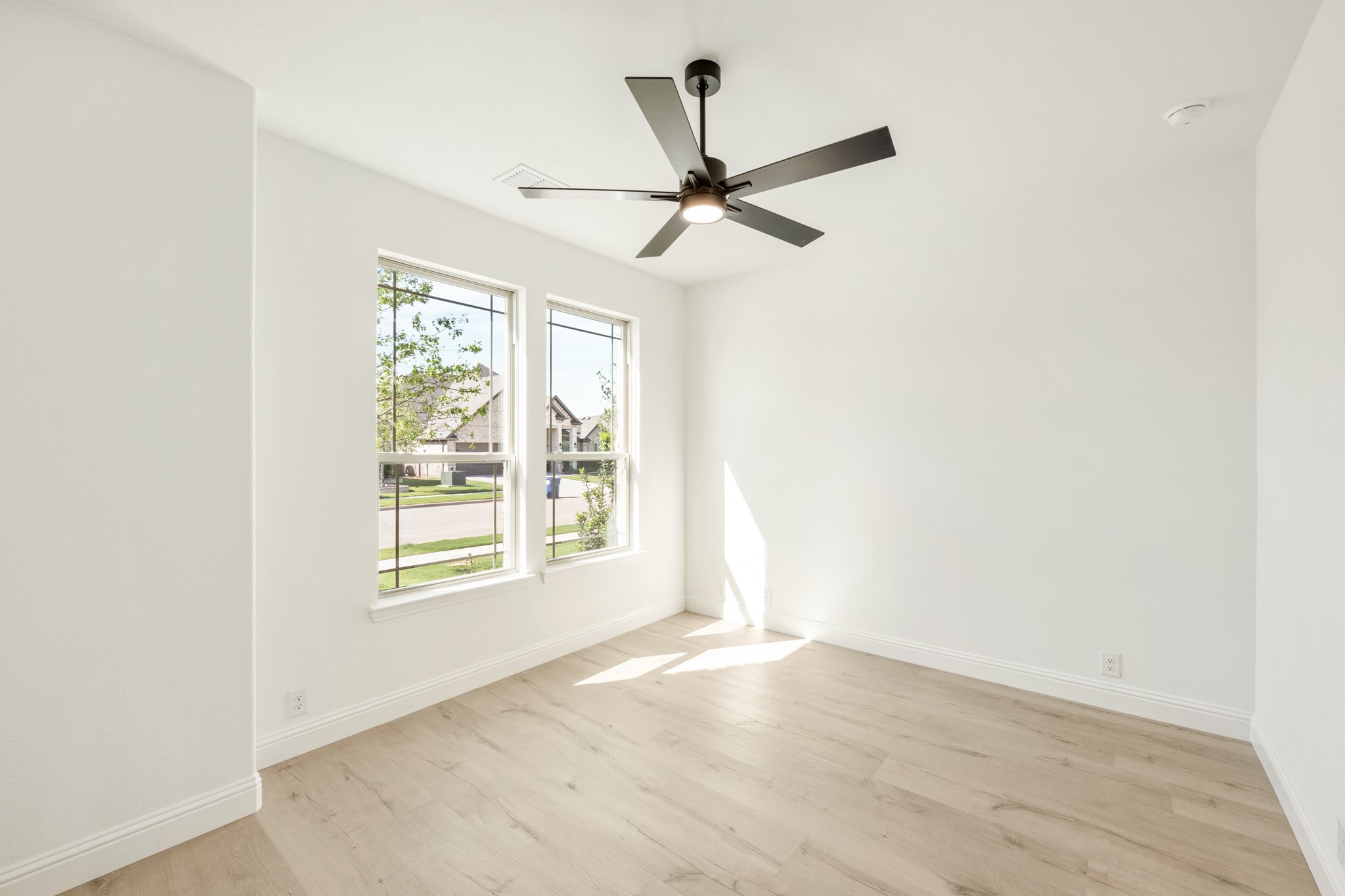 305 Bowrider Lane Granbury TX 76049