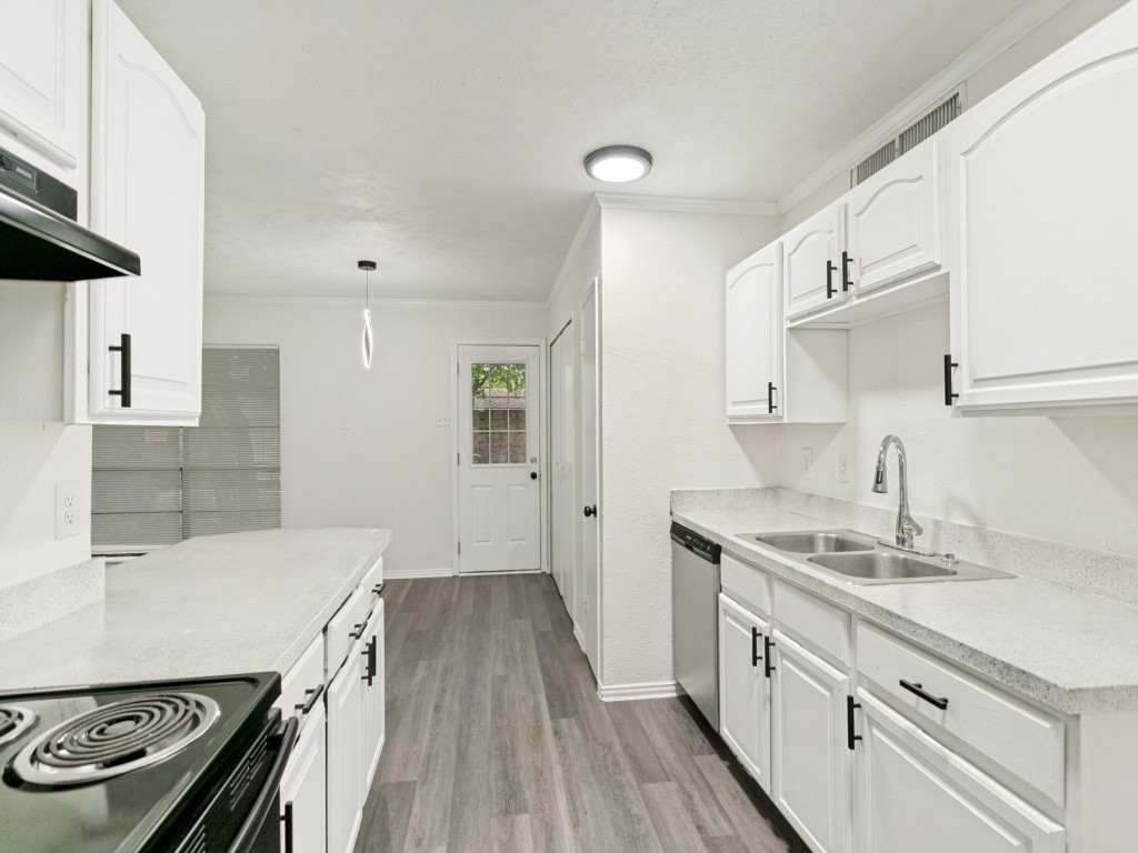 905 Hawthorne Drive Allen TX 75002