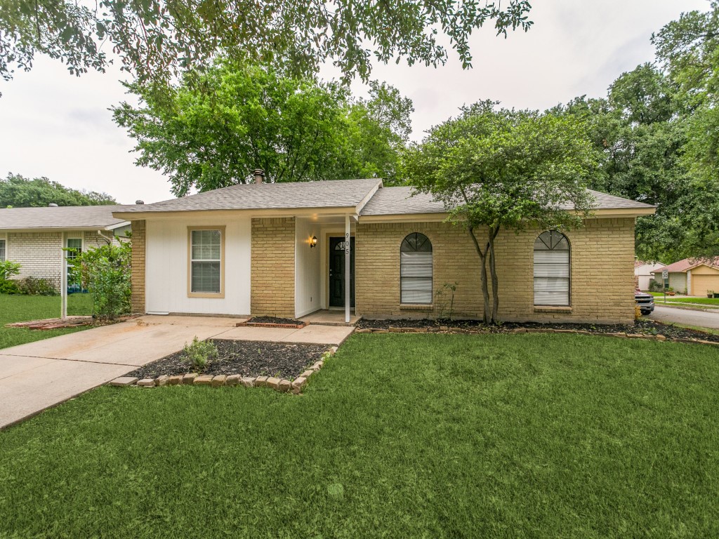 905 Hawthorne Drive Allen TX 75002