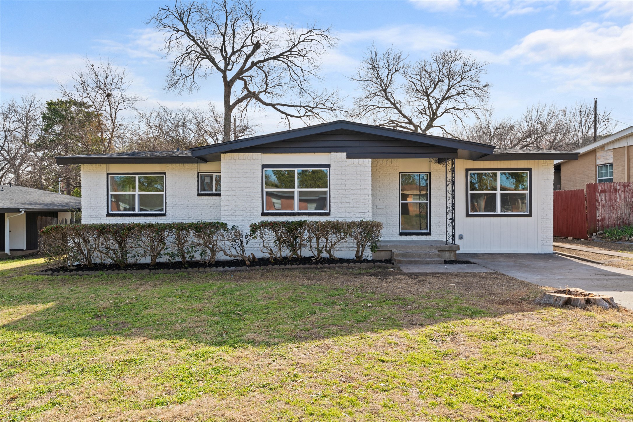 2224 Myrtlewood Drive Dallas TX 75232