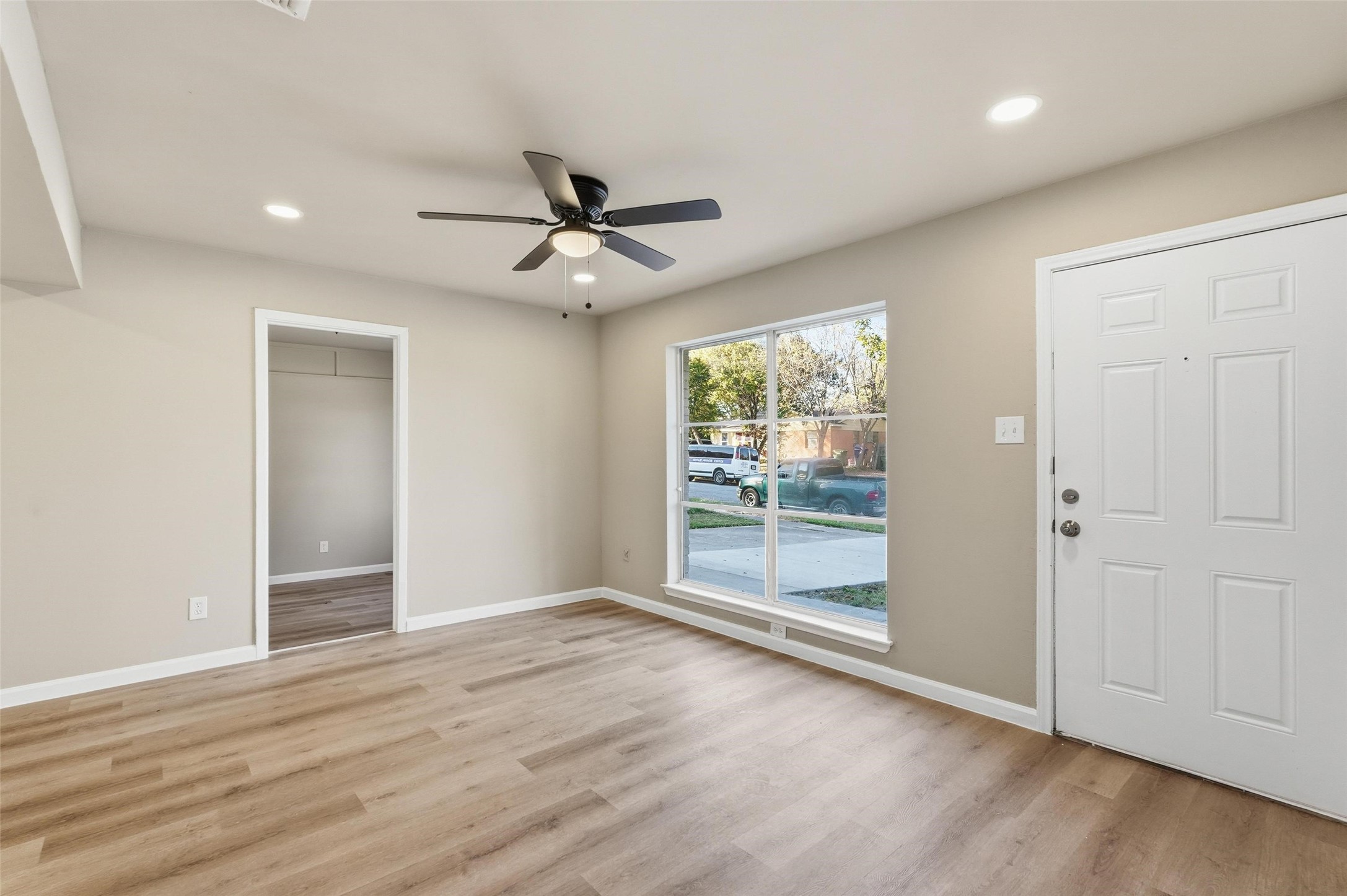 1118 Richard Drive Garland TX 75040