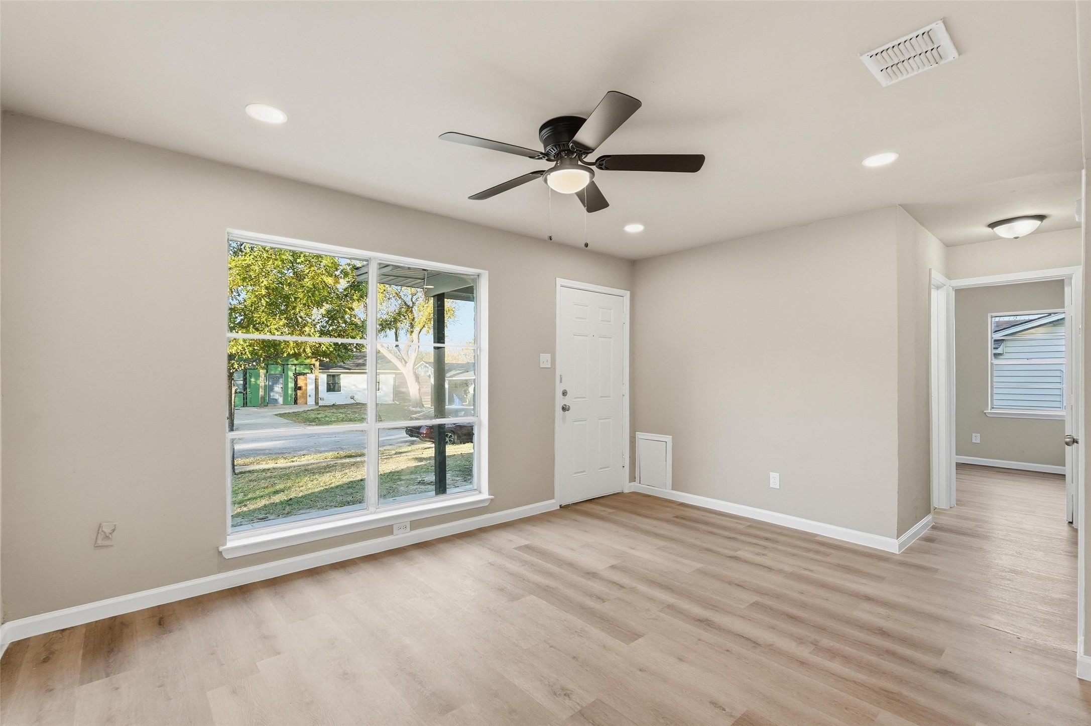 1118 Richard Drive Garland TX 75040