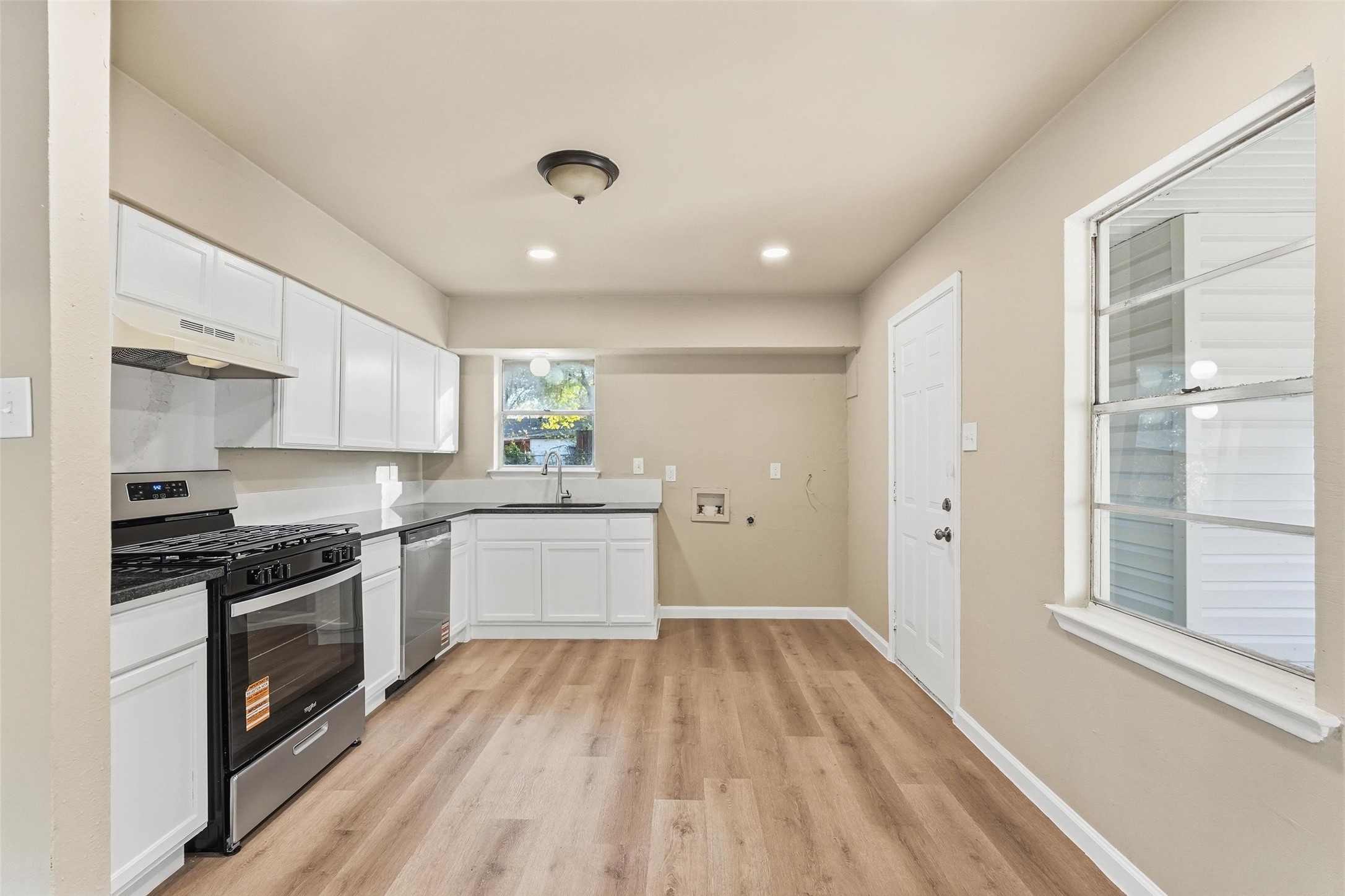 1118 Richard Drive Garland TX 75040