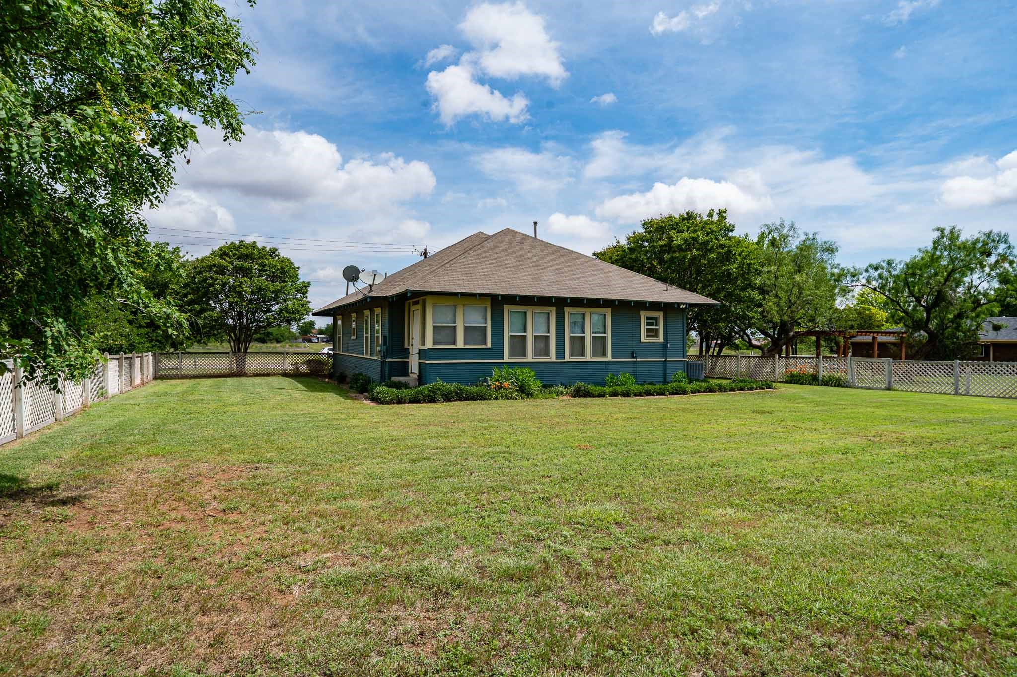 911 23rd Street Anson TX 79501