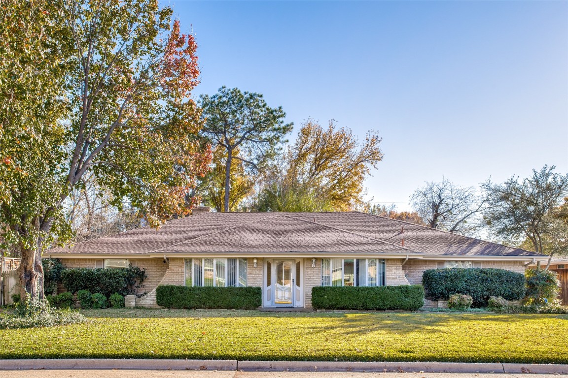 2433 Nottingham Place Grand Prairie TX 75050