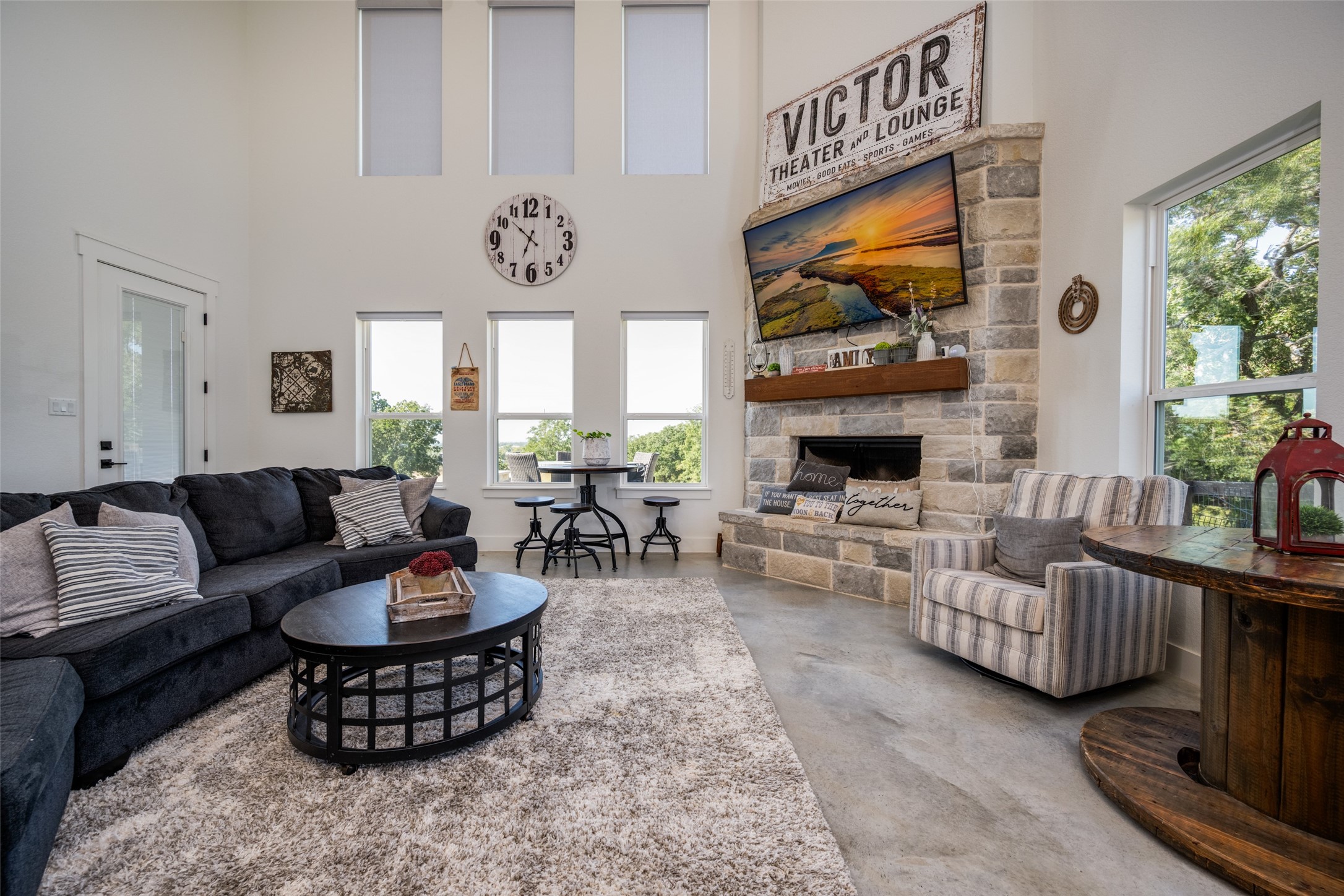 172 Cowan Crossing Alvord TX 76225