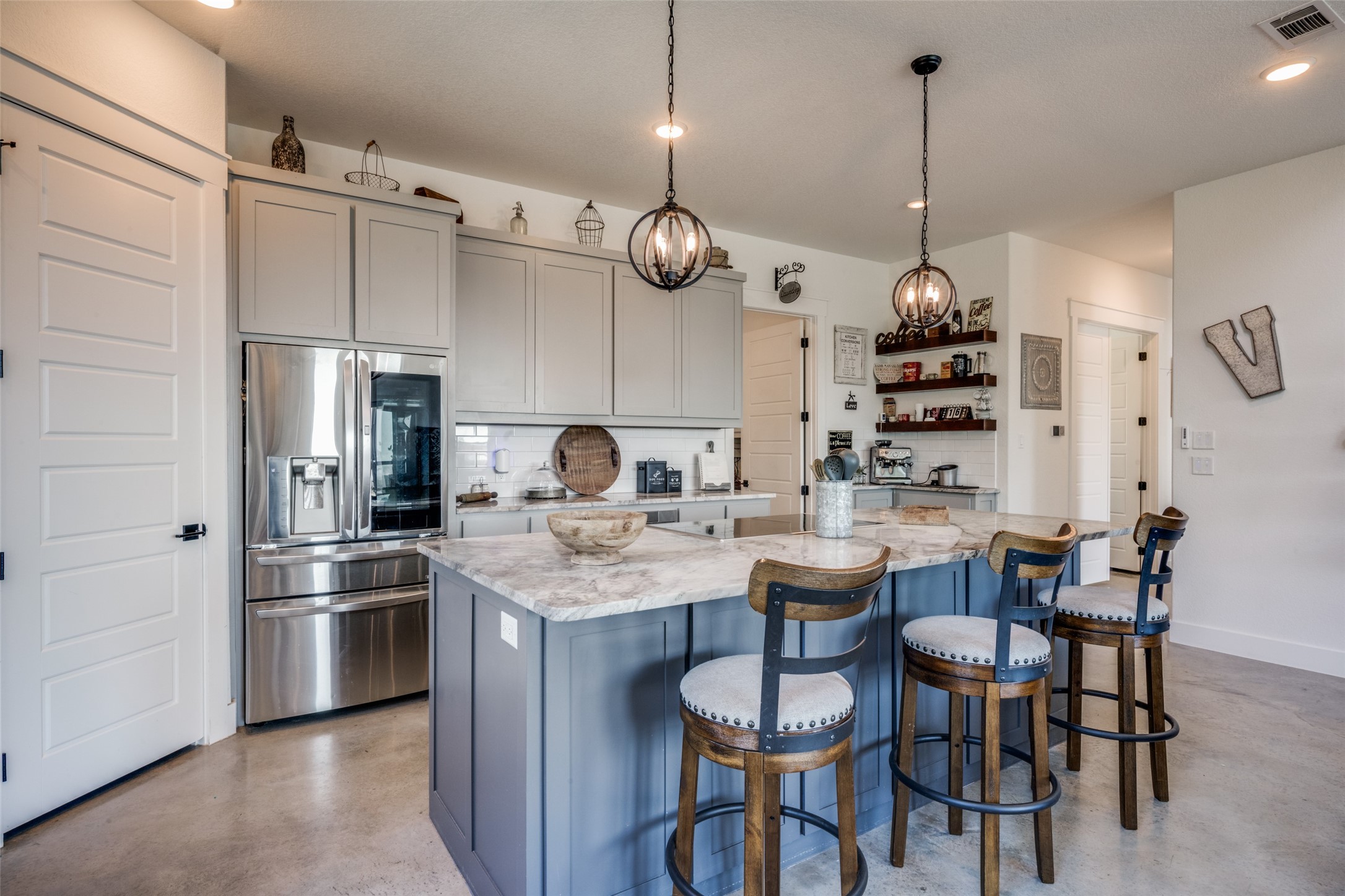 172 Cowan Crossing Alvord TX 76225