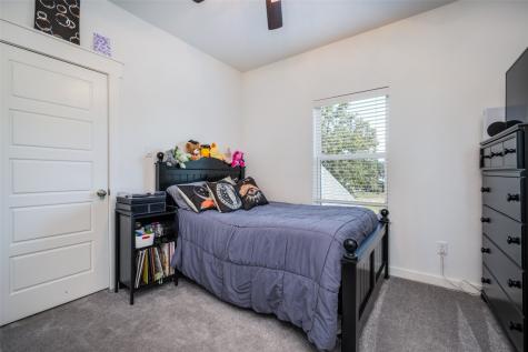 172 Cowan Crossing Alvord TX 76225